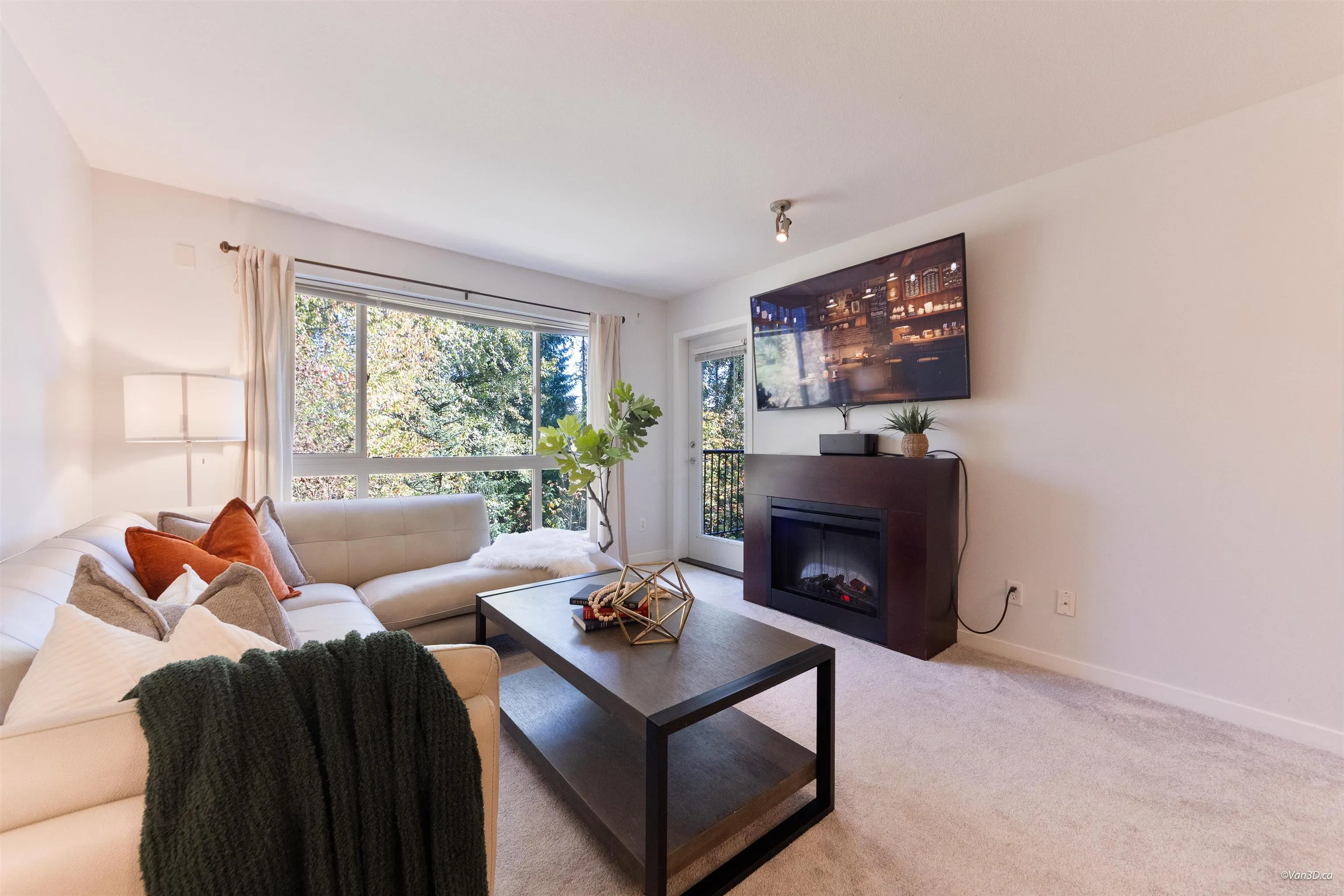 11667 Haney Bypass #204