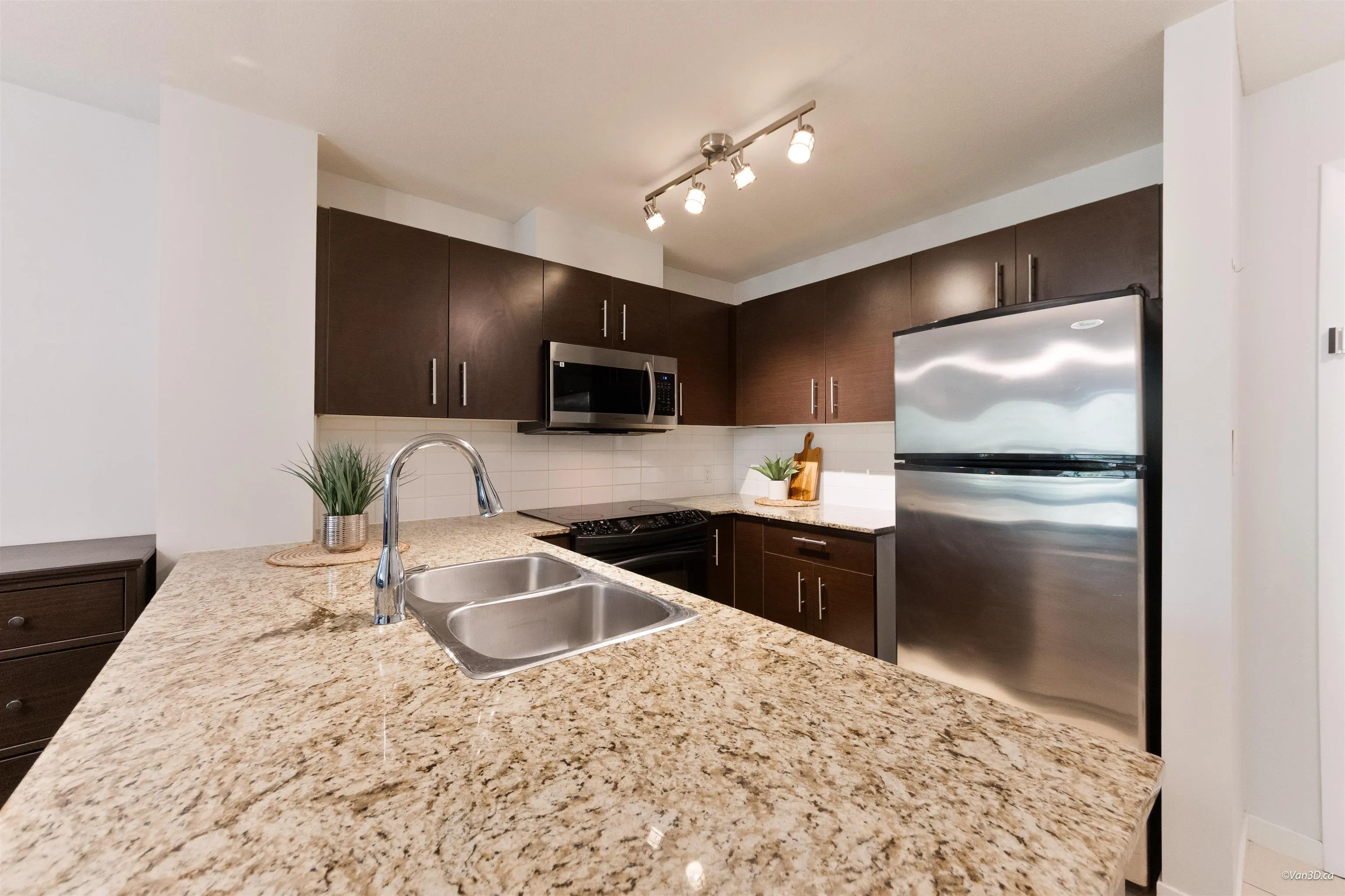 11667 Haney Bypass #204