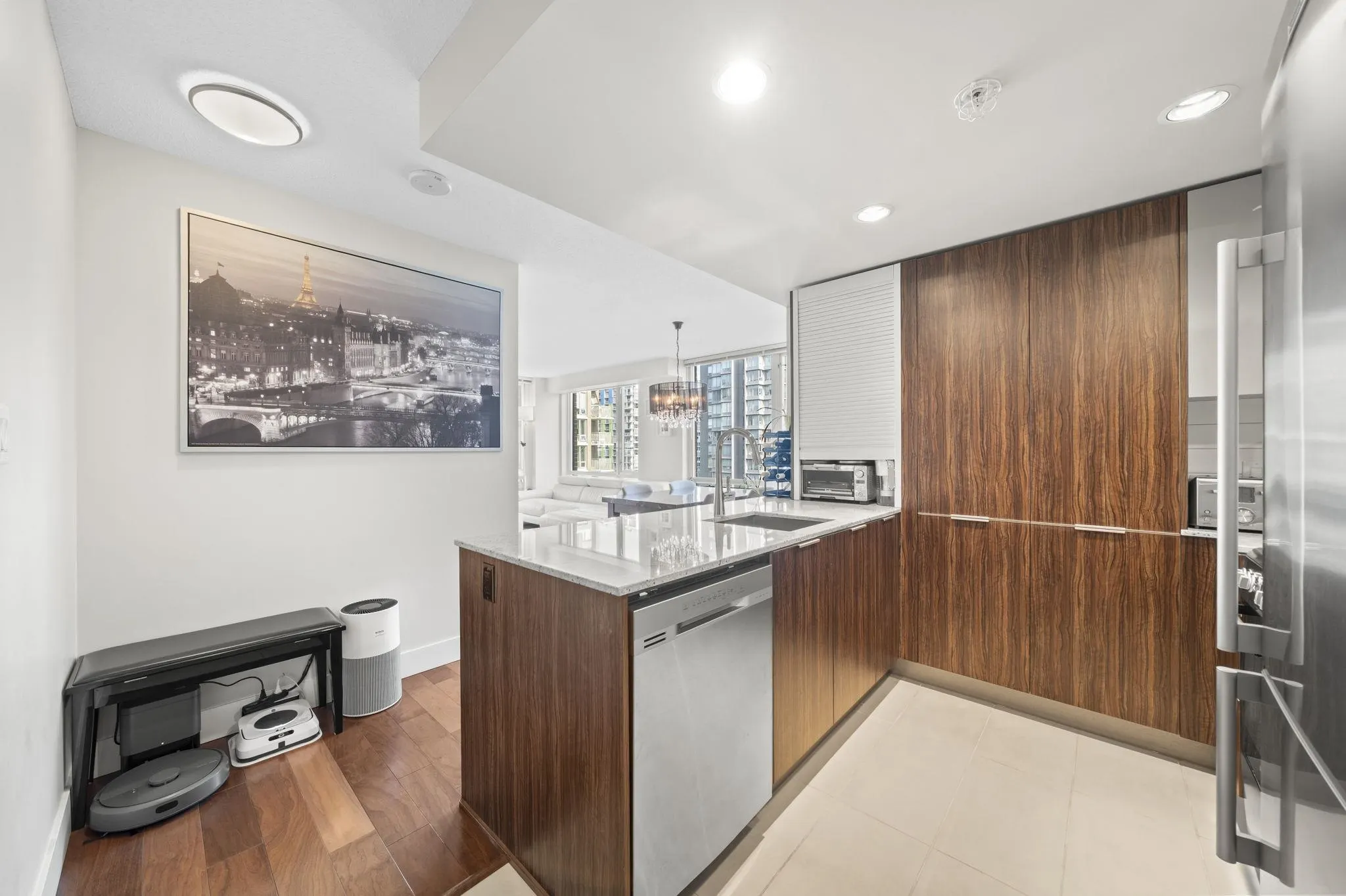 1088 Richards Street #1506
