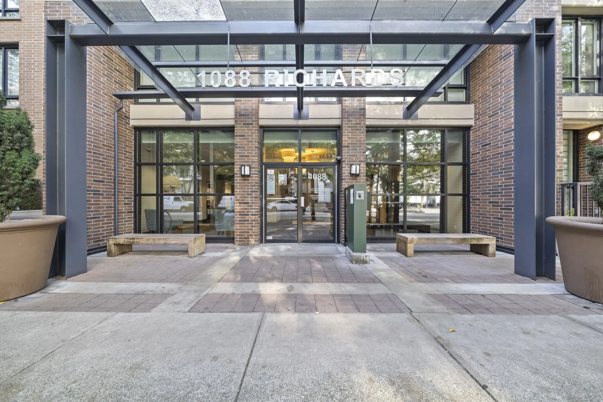 1088 Richards Street #1506