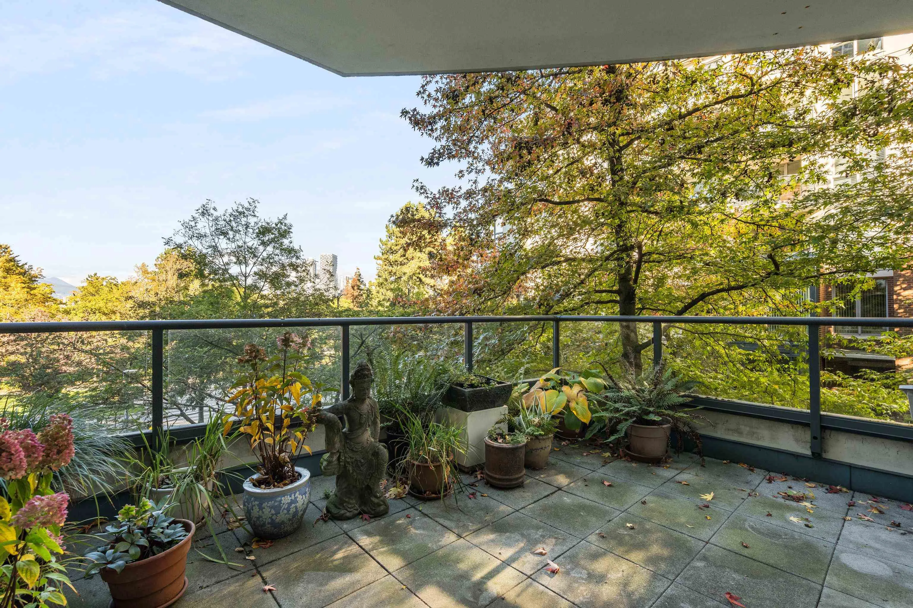 1485 W 6th Avenue #204