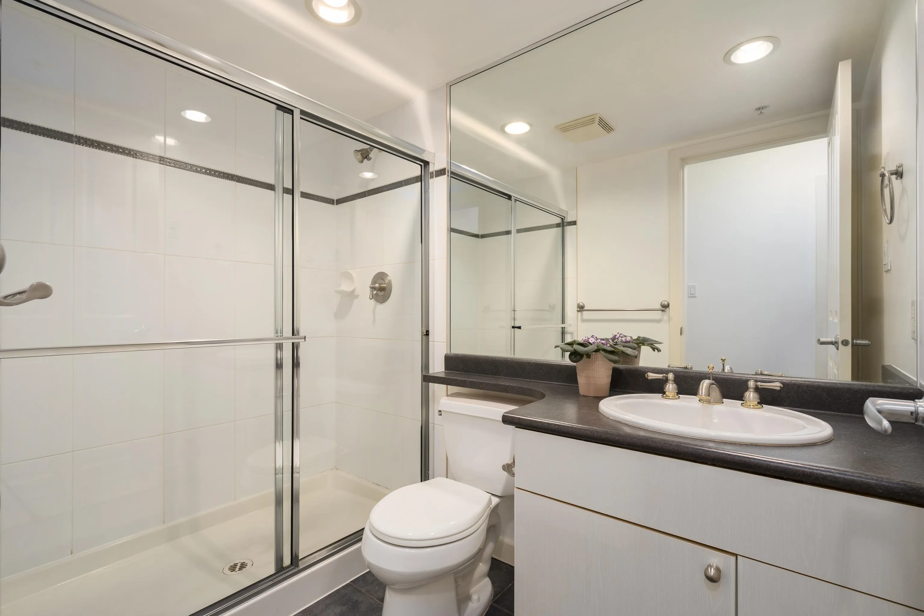 1485 W 6th Avenue #204