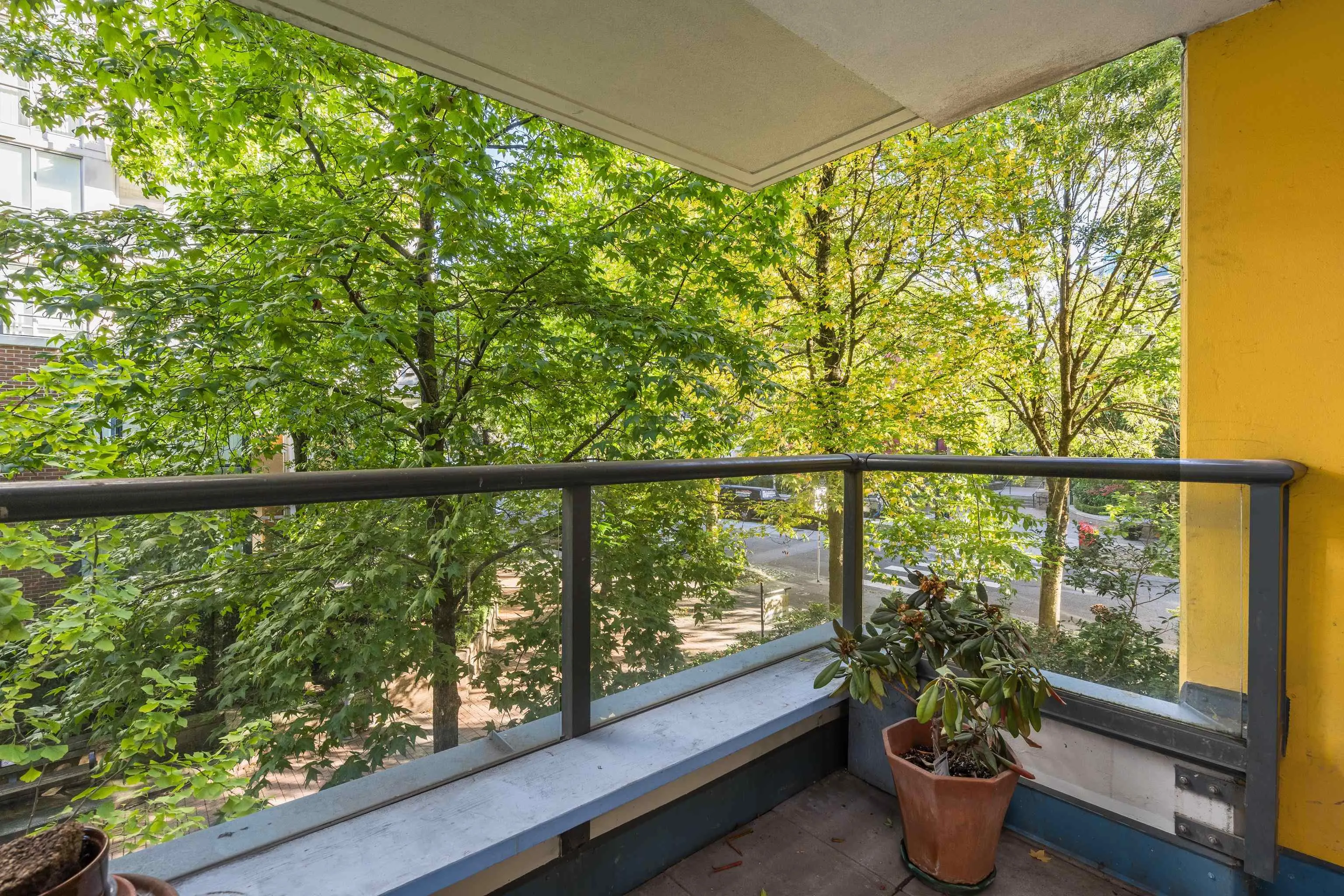 1485 W 6th Avenue #204