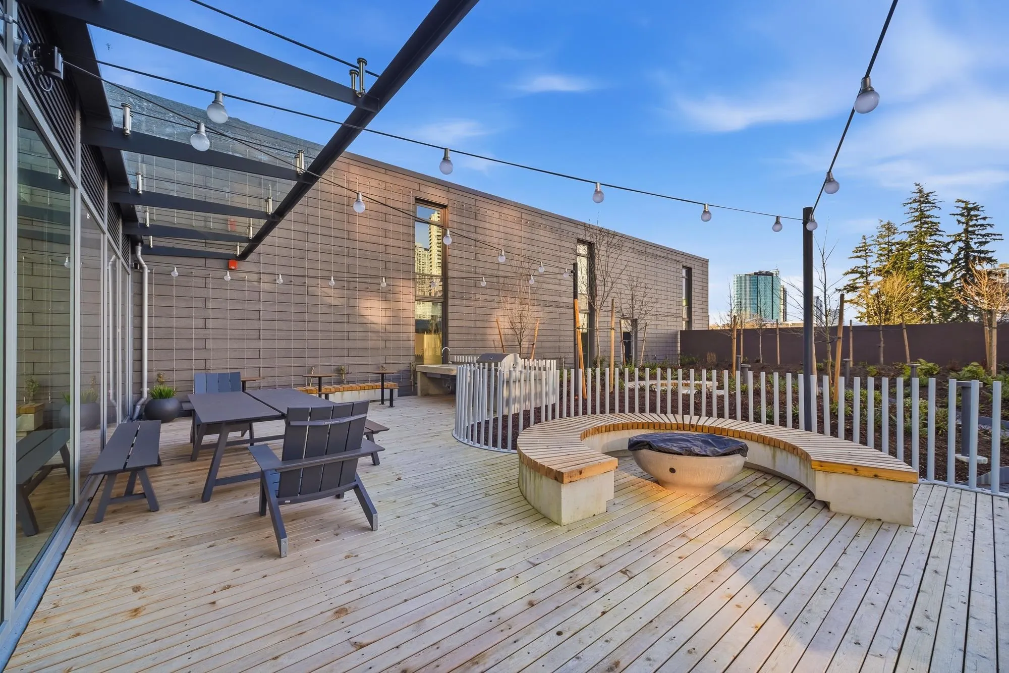 13573 98a Avenue #607