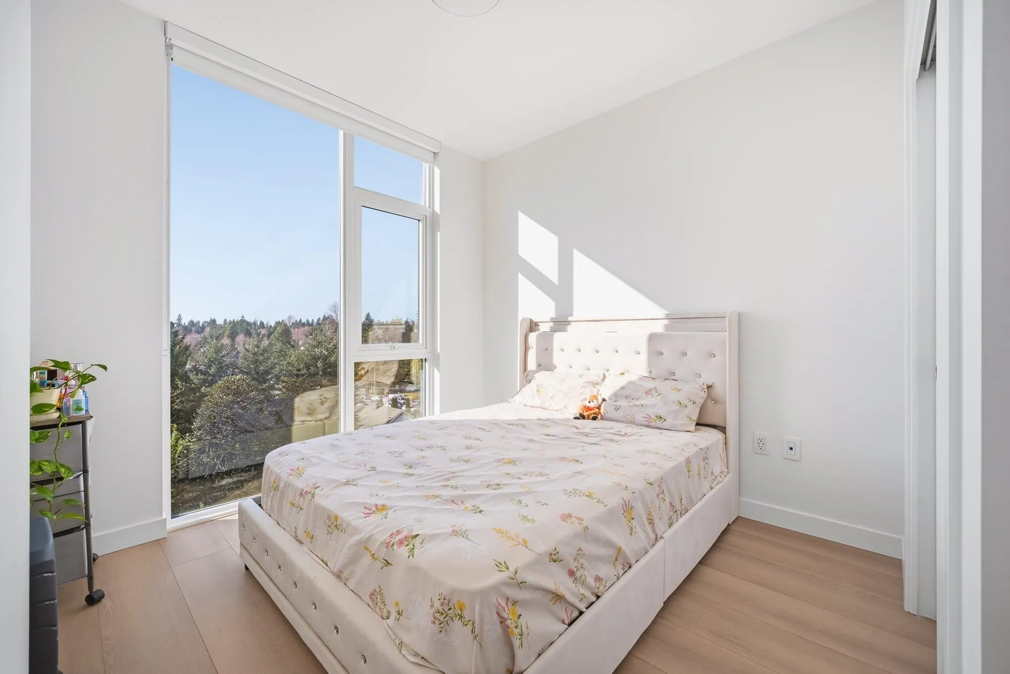 13573 98a Avenue #607