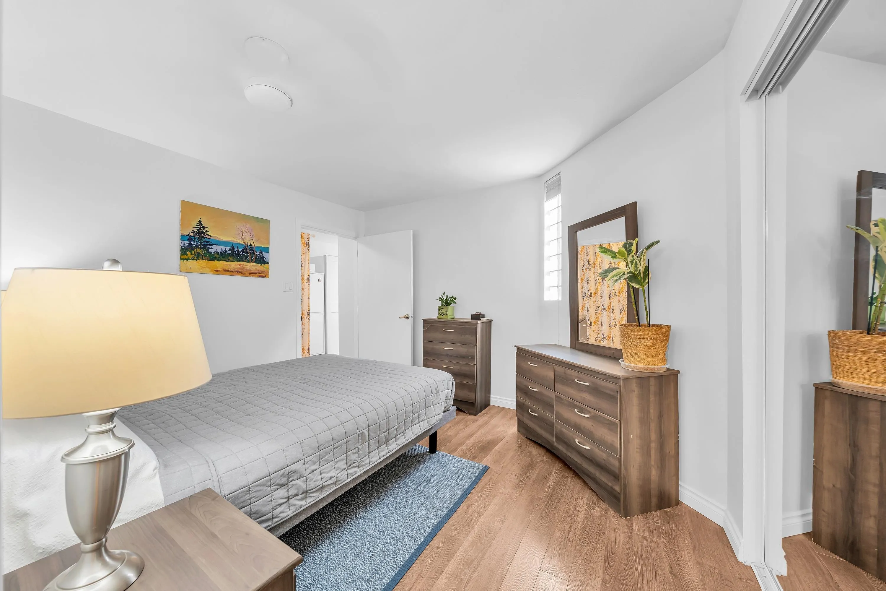 1082 W 8th Avenue #106