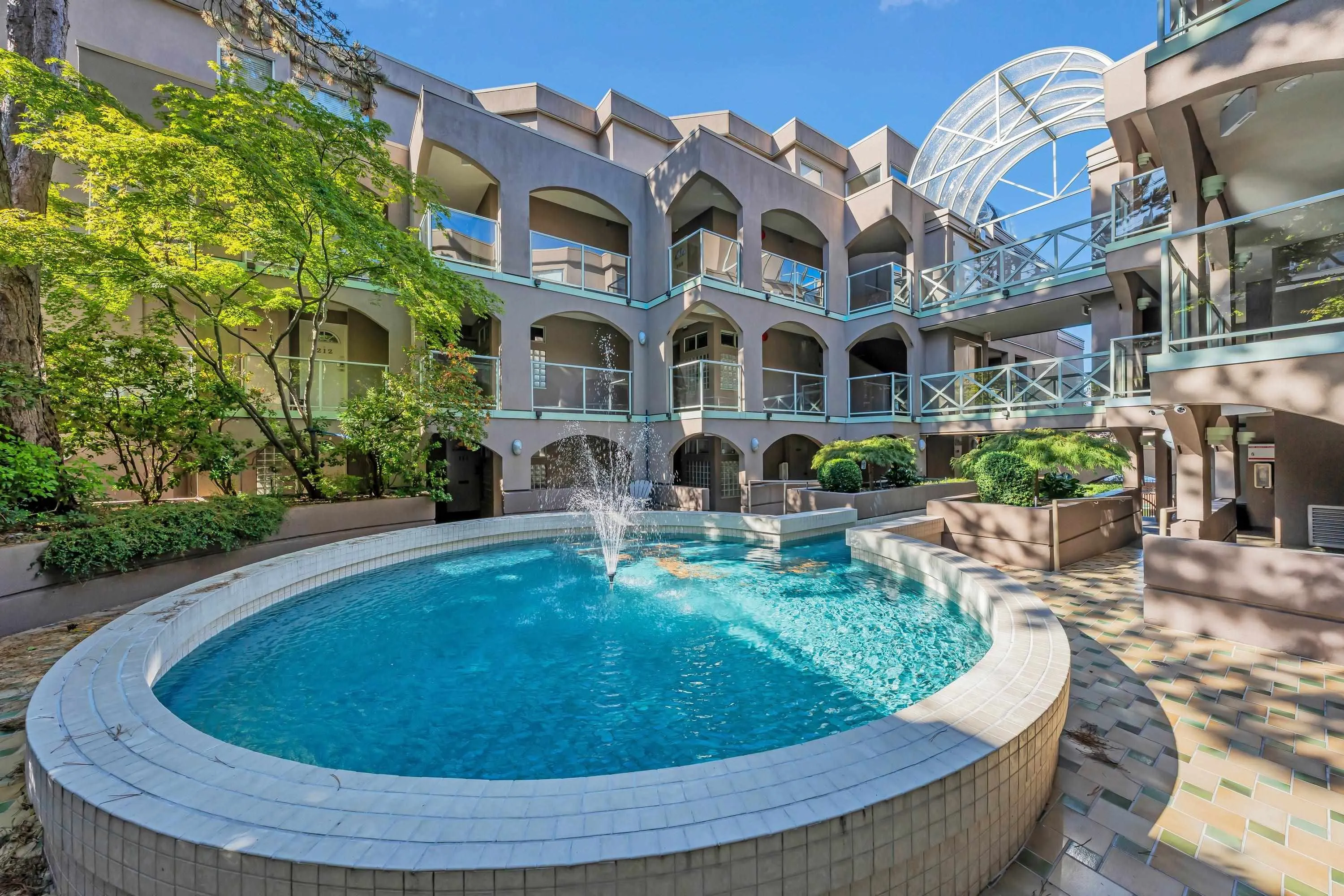 1082 W 8th Avenue #106
