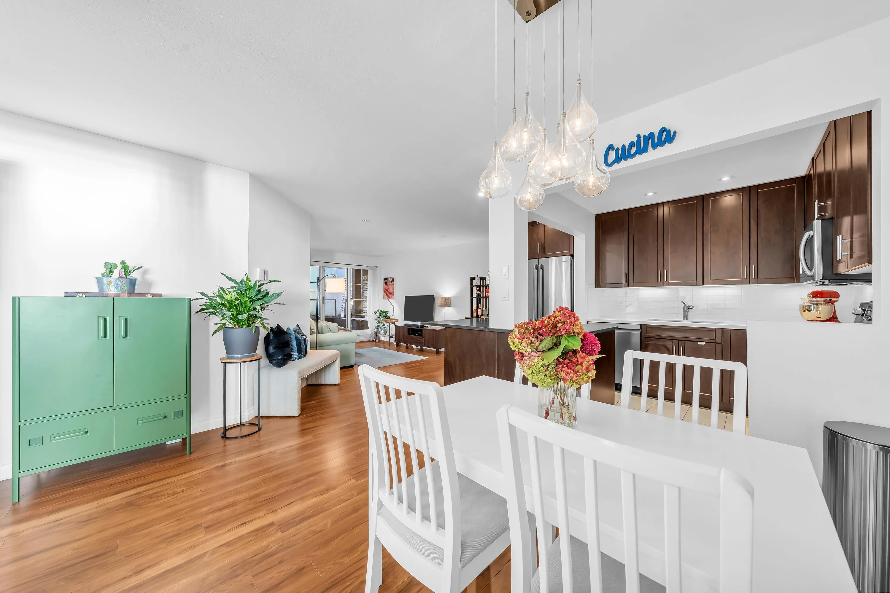 1082 W 8th Avenue #106