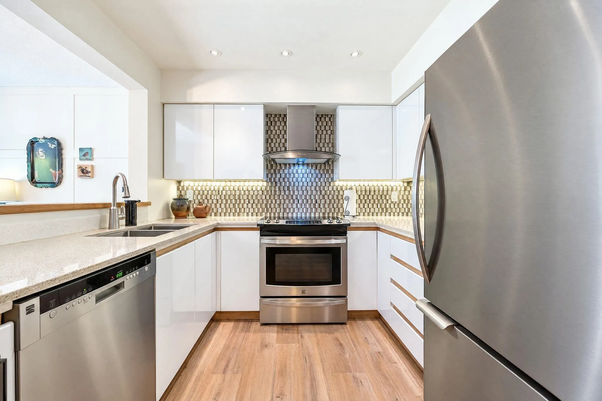 1009 Howay Street #202