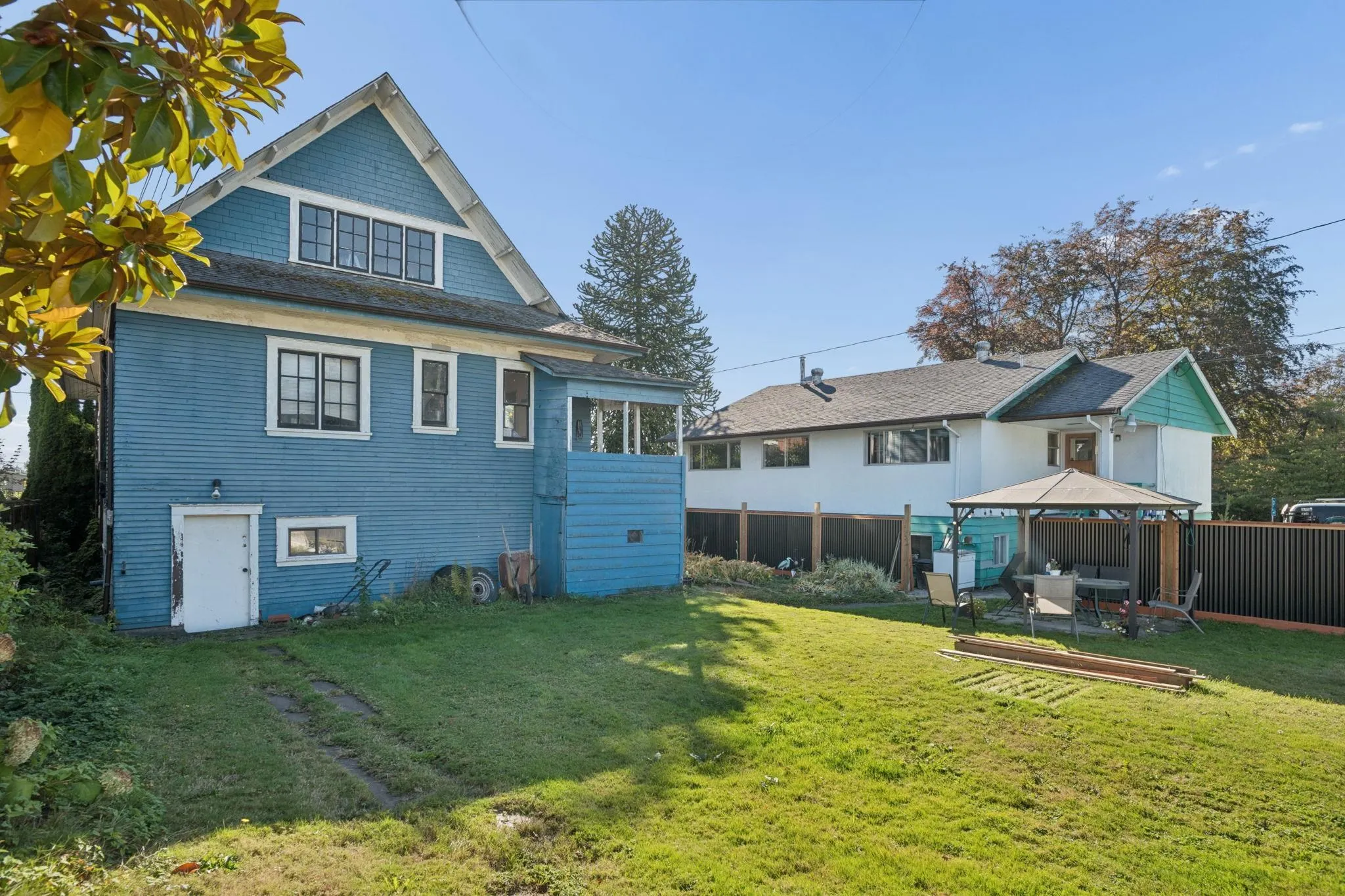 358 W 16th Street
