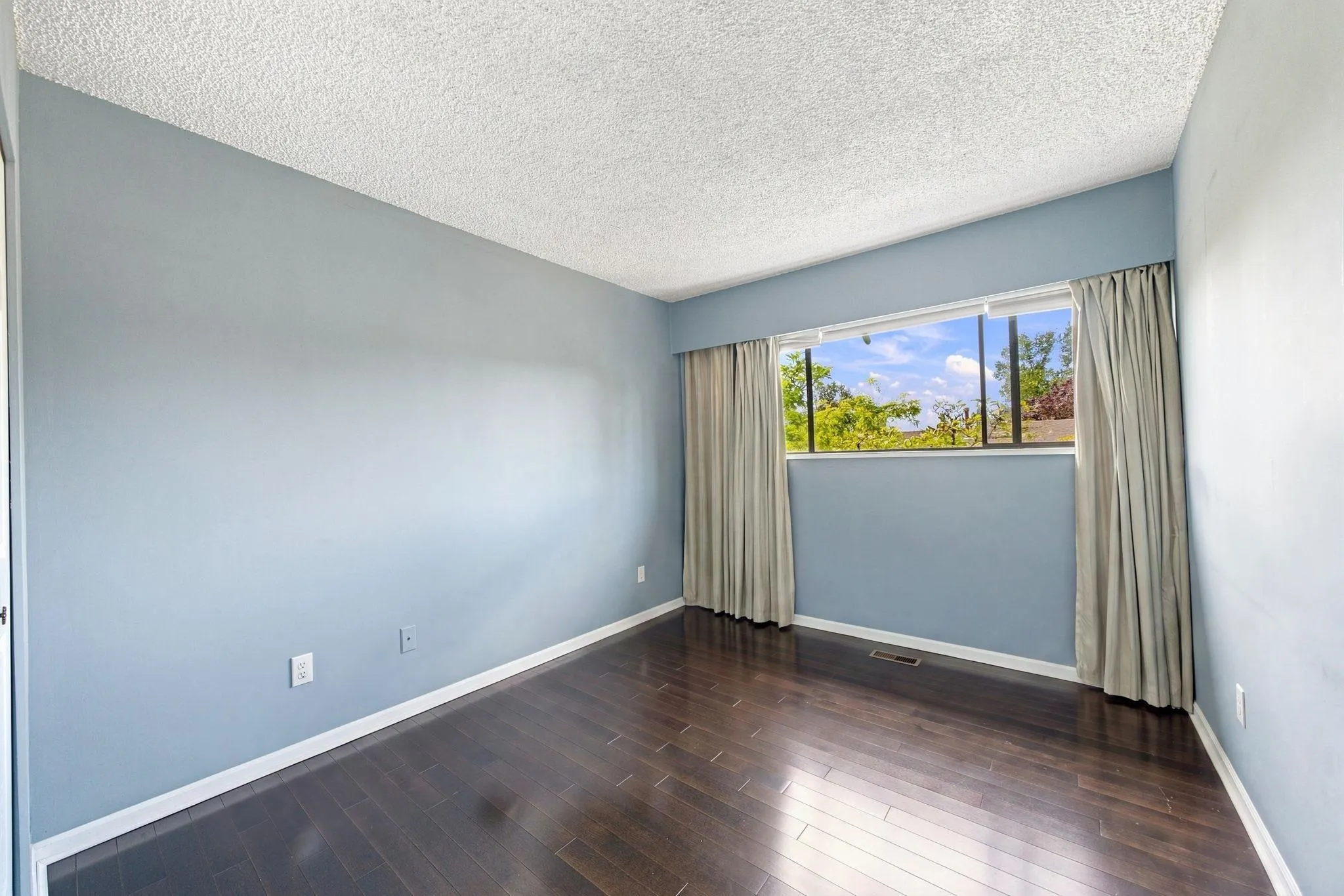 1071 Lillooet Road