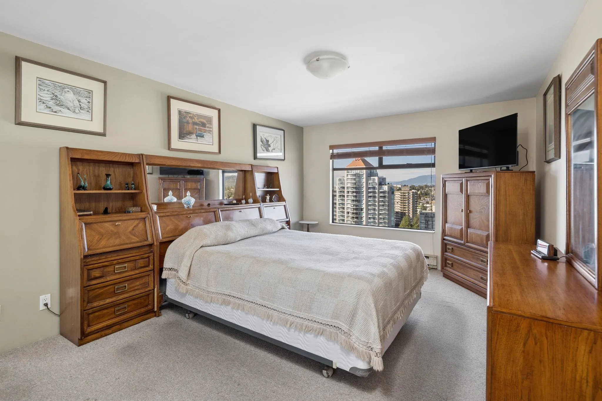 615 Belmont Street #1907