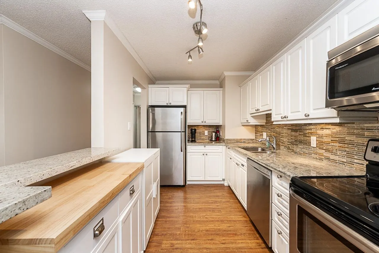 327 Ninth Street #301