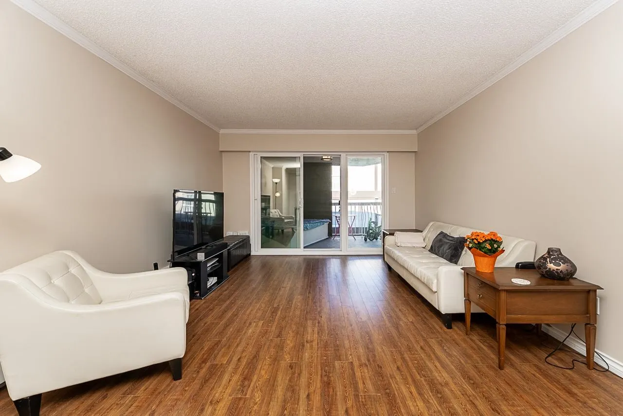 327 Ninth Street #301