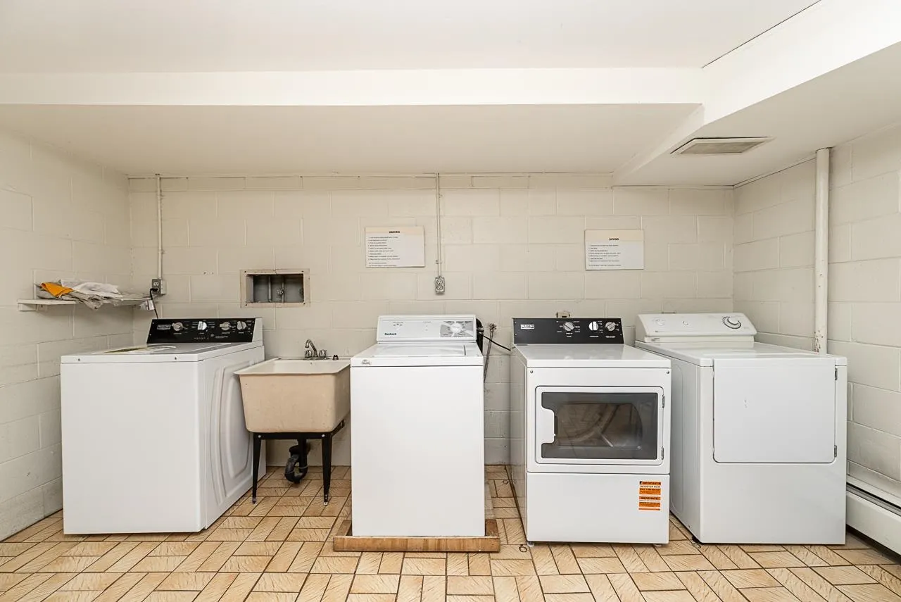 327 Ninth Street #301