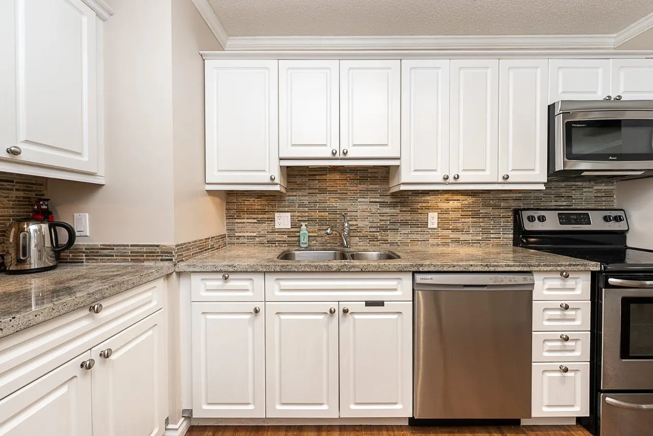 327 Ninth Street #301