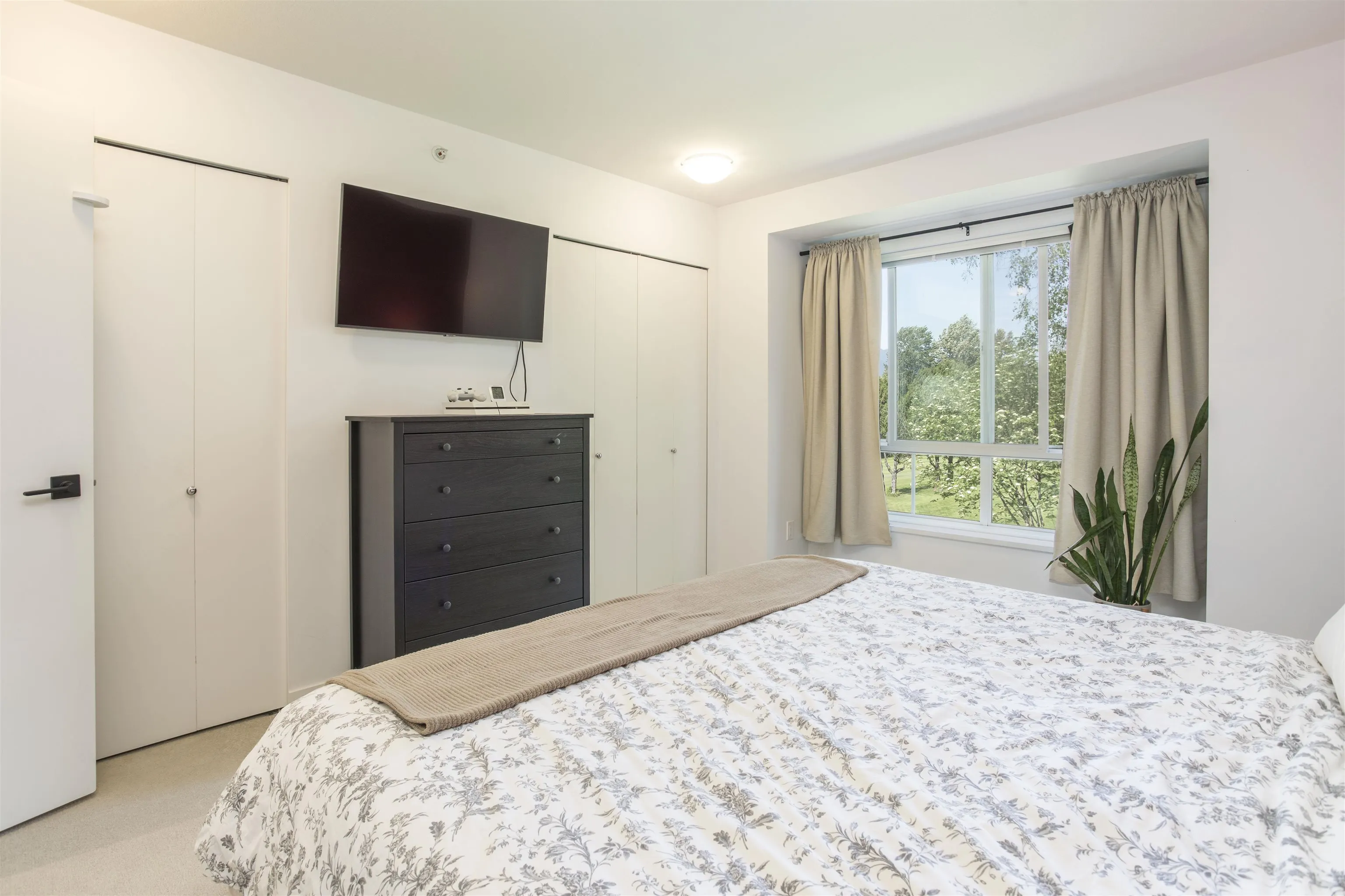 2428 Nile Gate #103