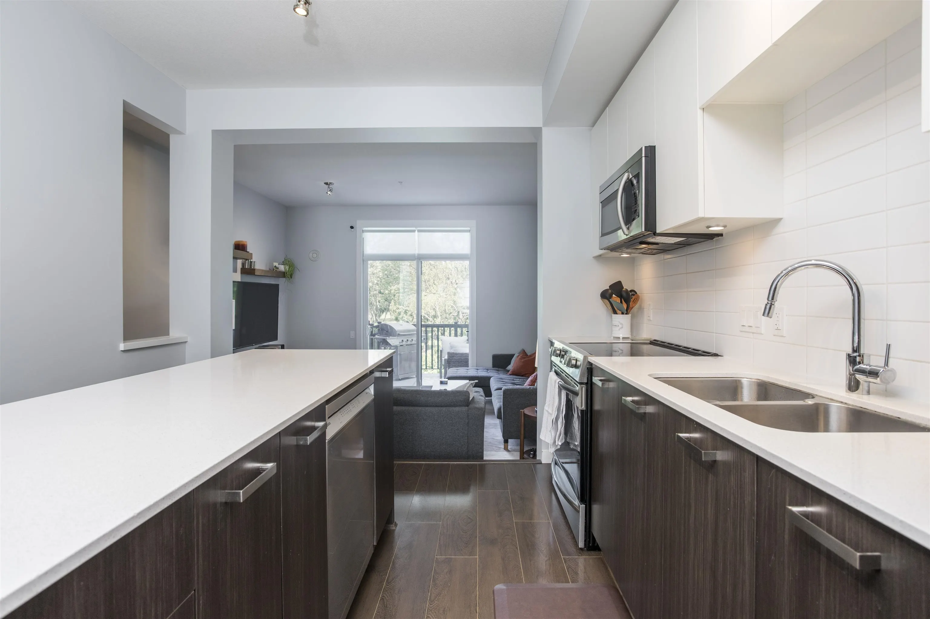 2428 Nile Gate #103