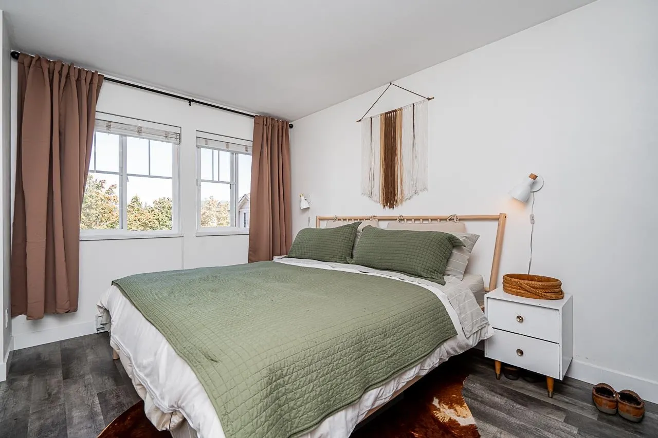 21535 88 Avenue #44