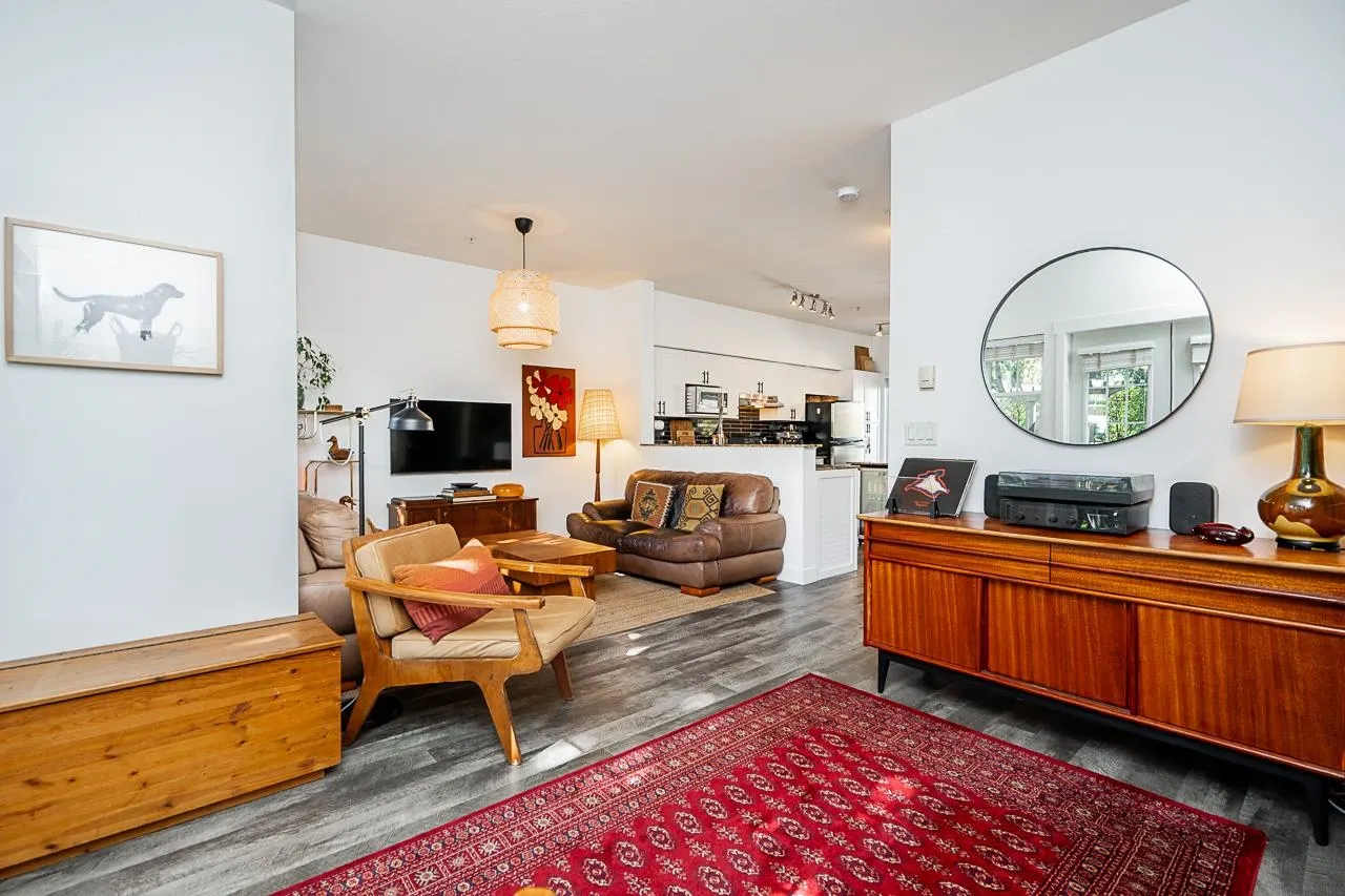 21535 88 Avenue #44