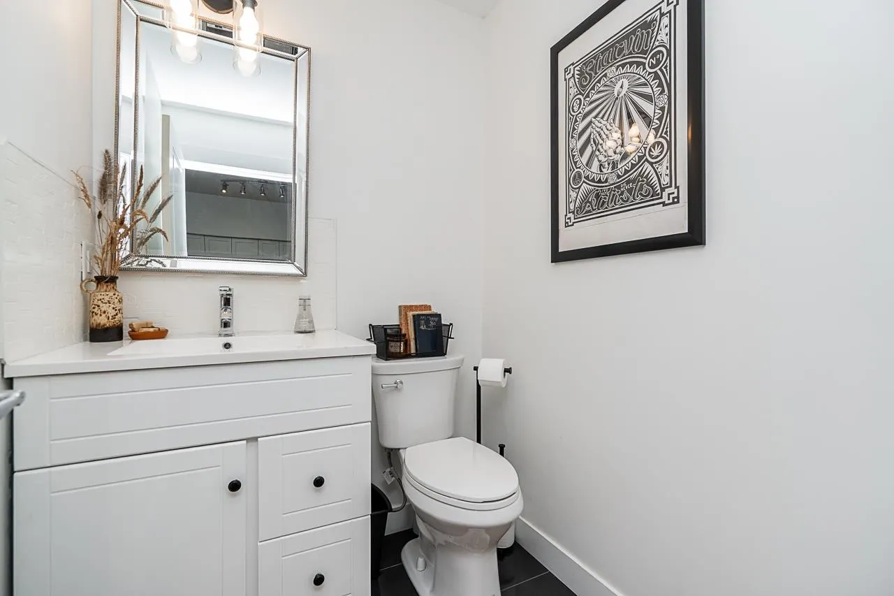 21535 88 Avenue #44