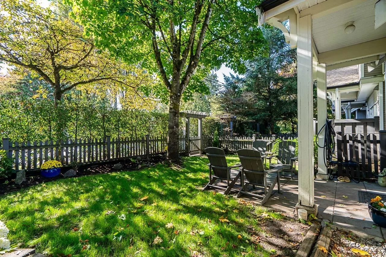 21535 88 Avenue #44