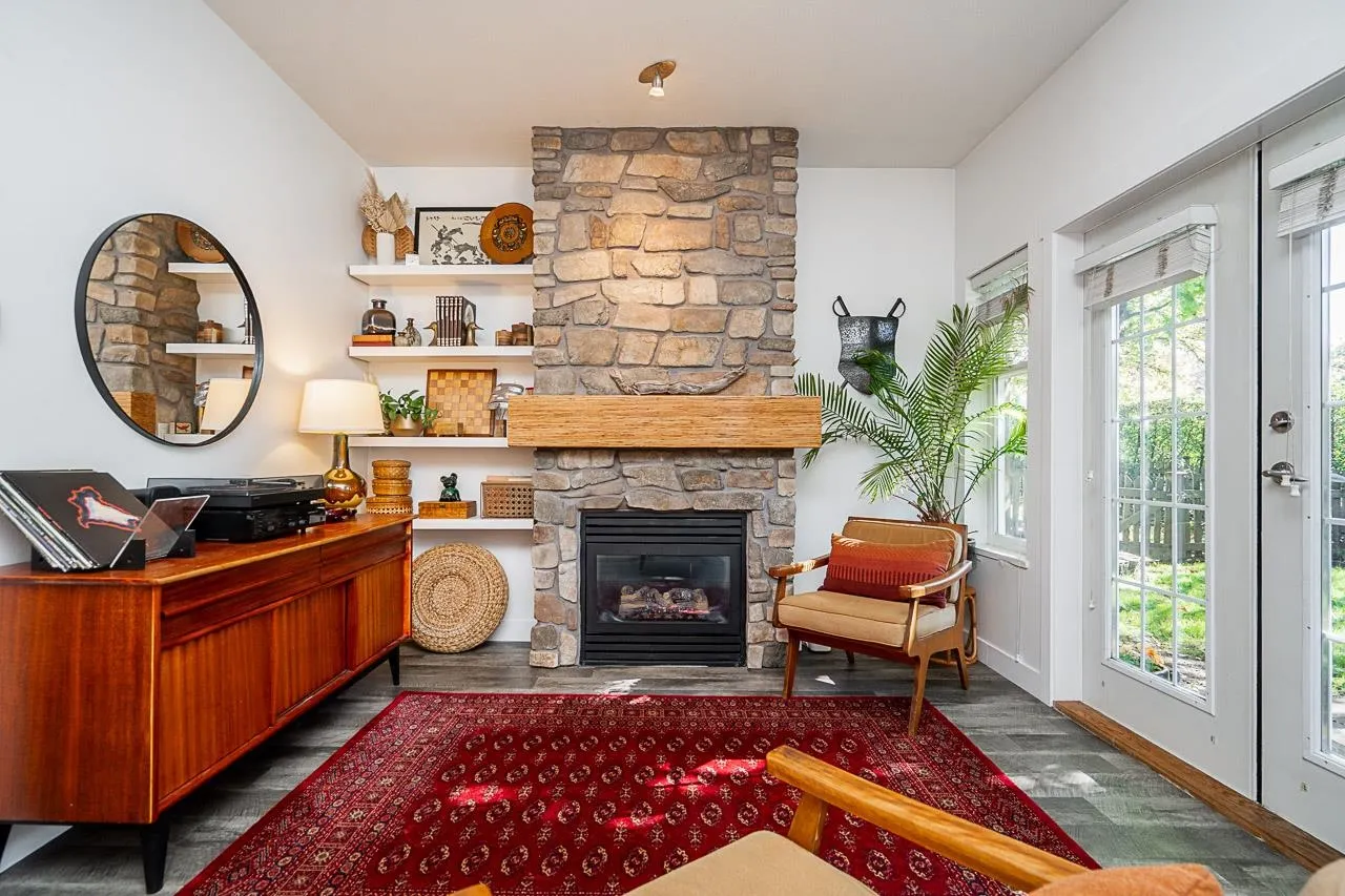21535 88 Avenue #44