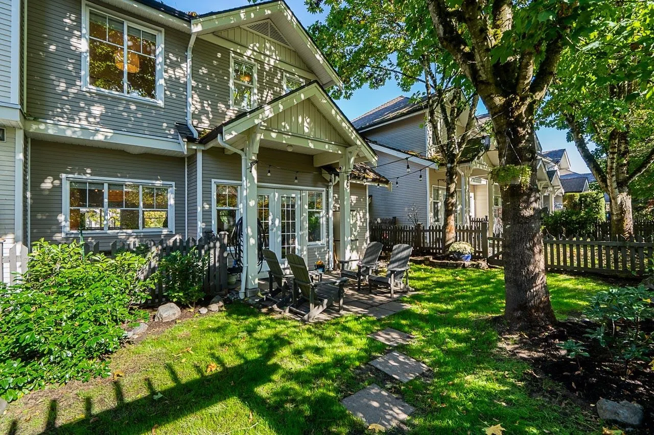 21535 88 Avenue #44
