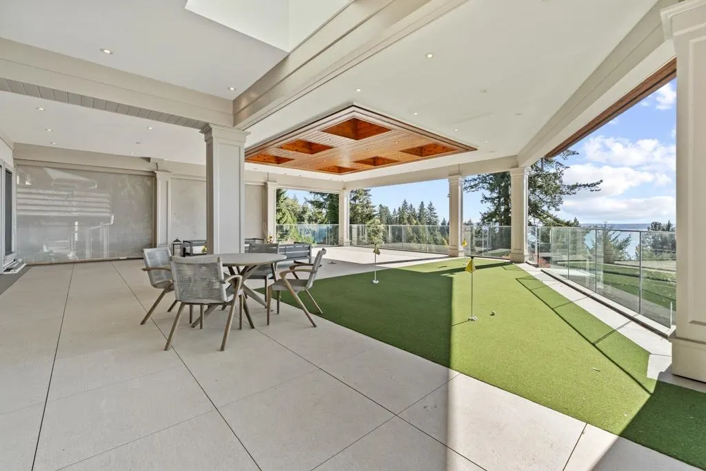 3185 Benbow Road