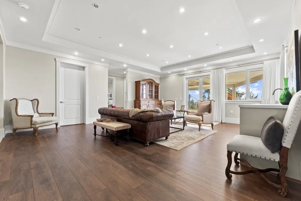 3185 Benbow Road