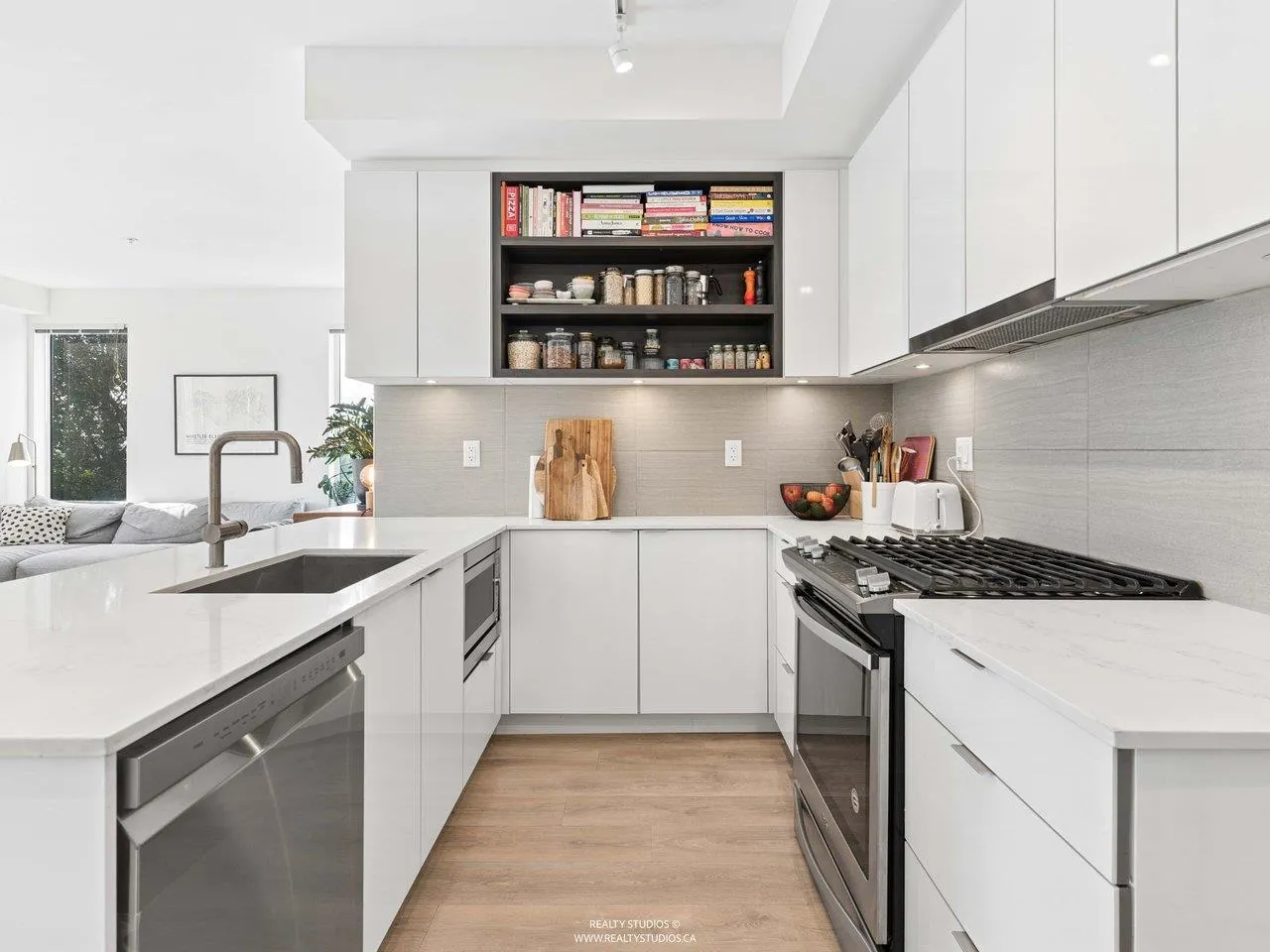 725 Marine Drive #313
