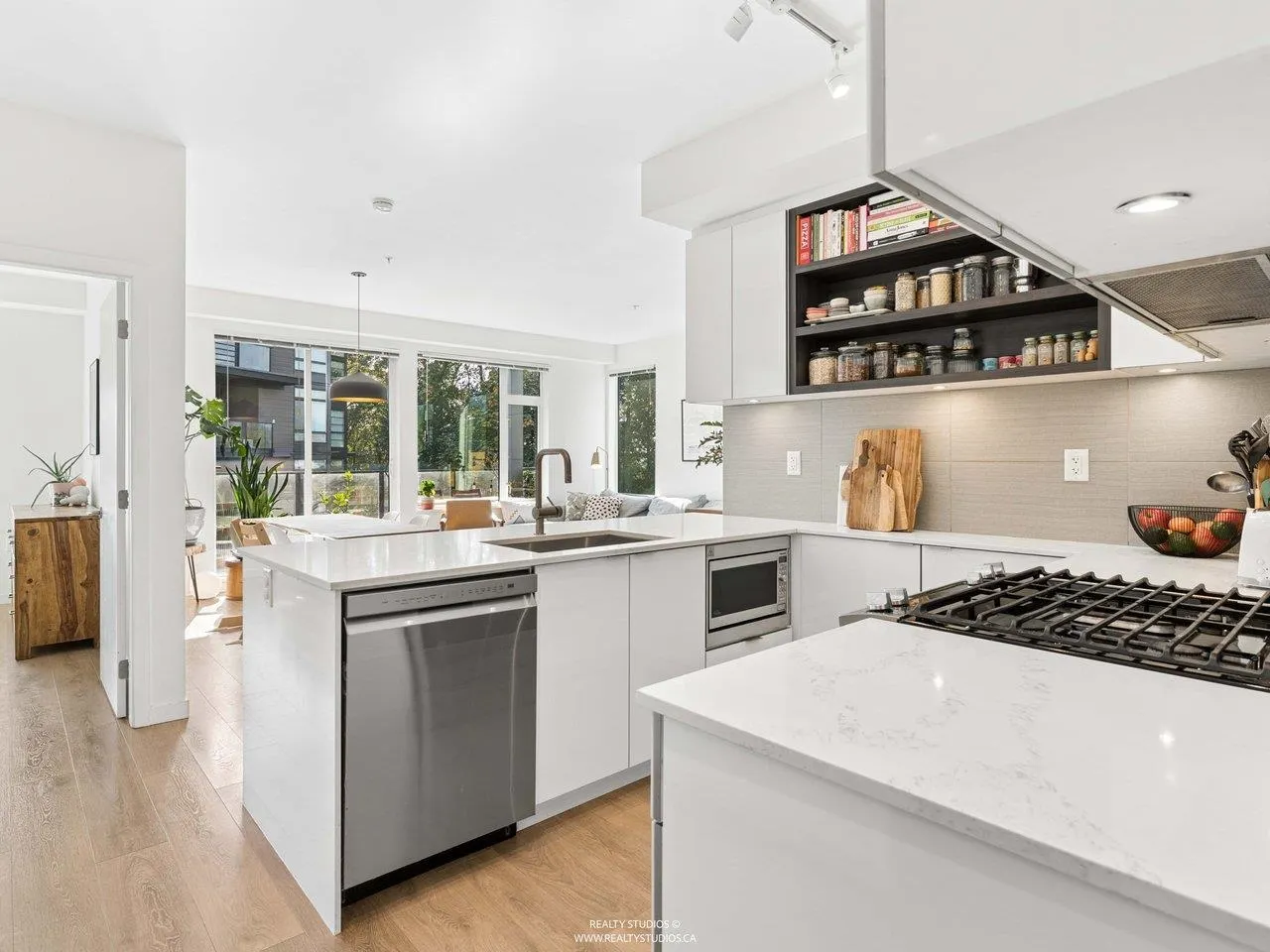 725 Marine Drive #313