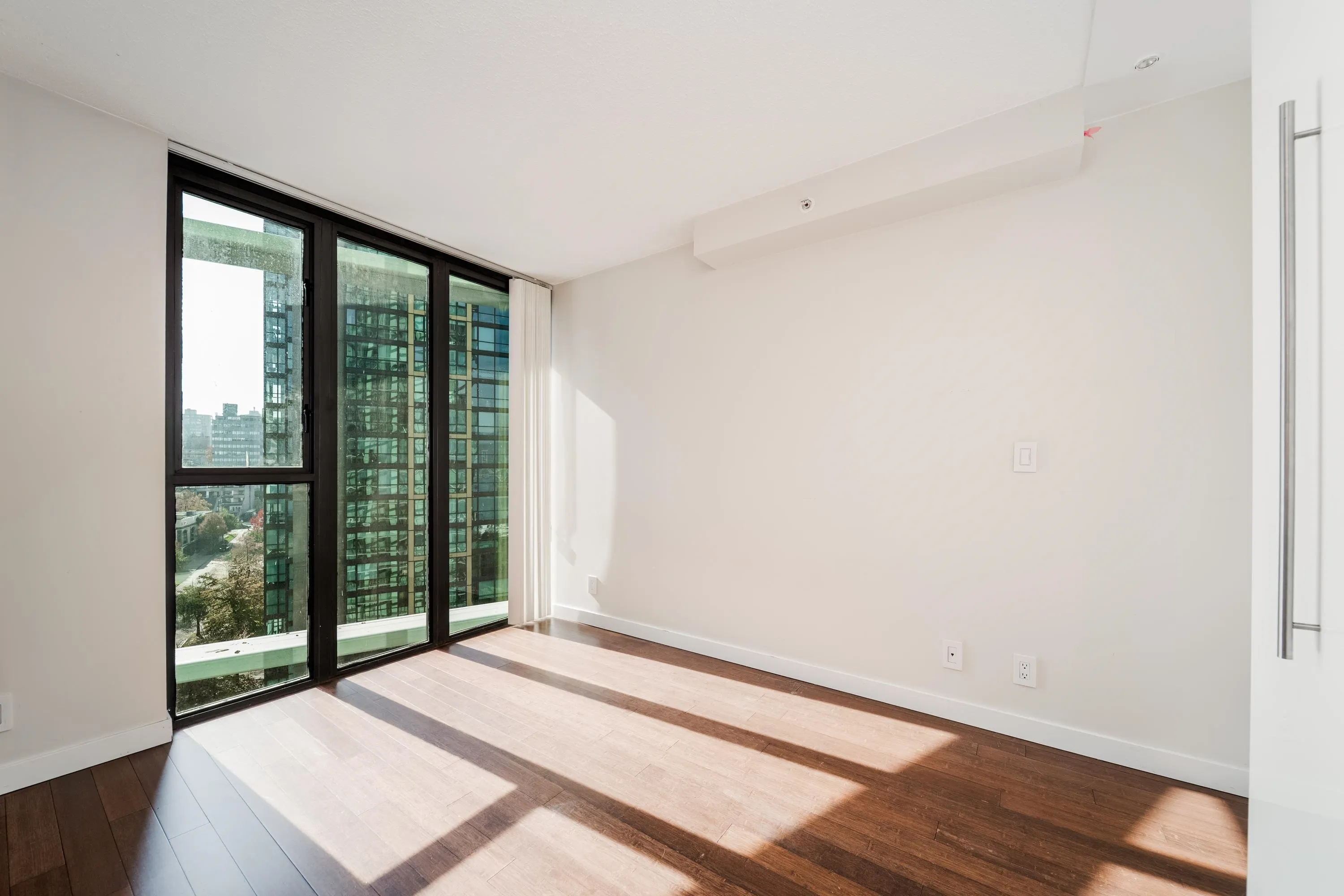 1331 W Georgia Street #1708