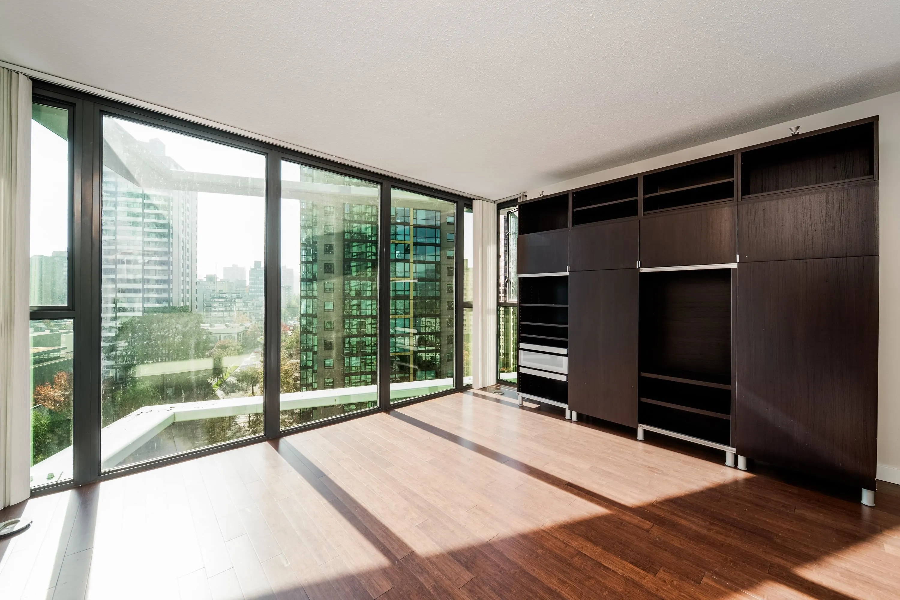 1331 W Georgia Street #1708