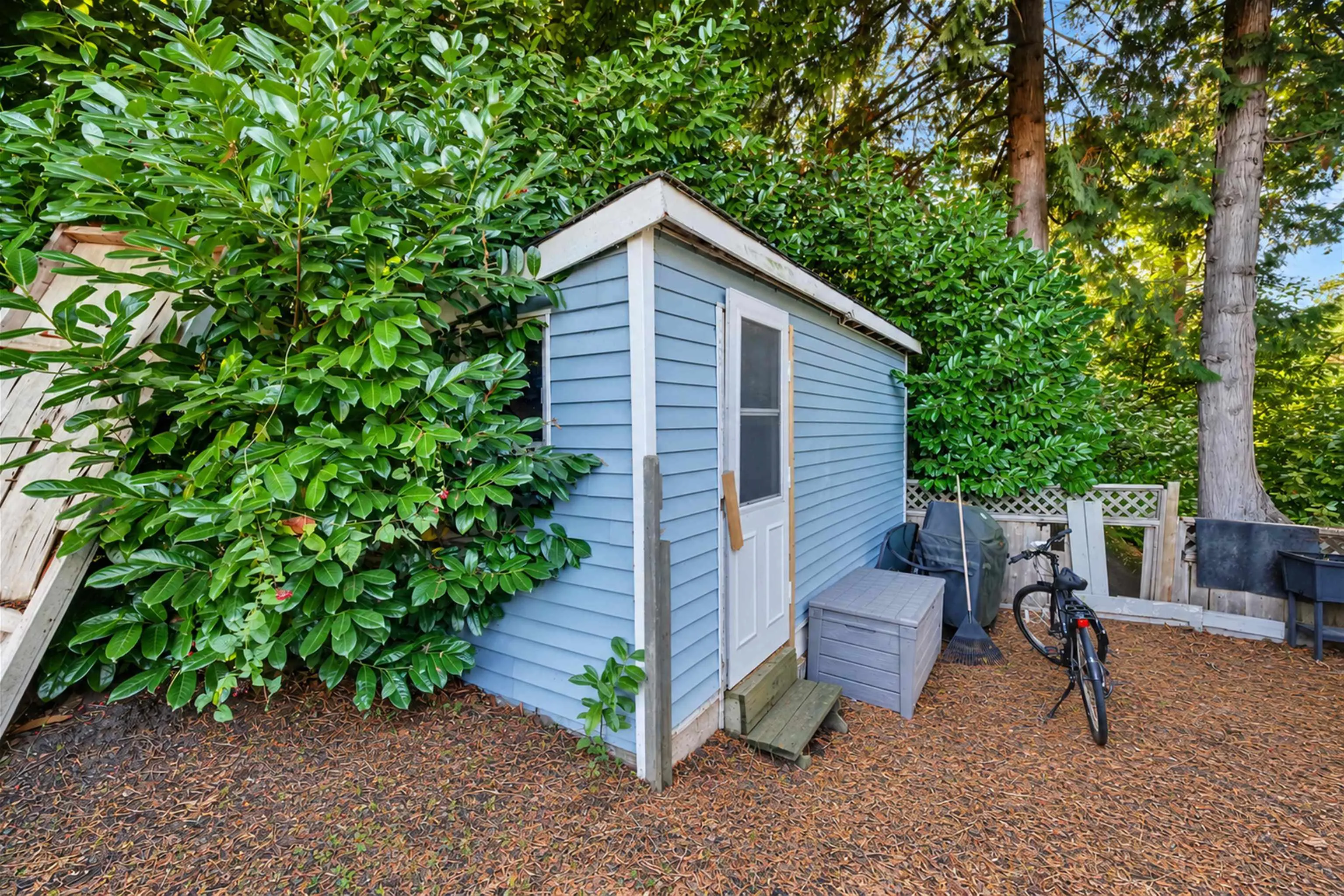 1004 Delestre Avenue