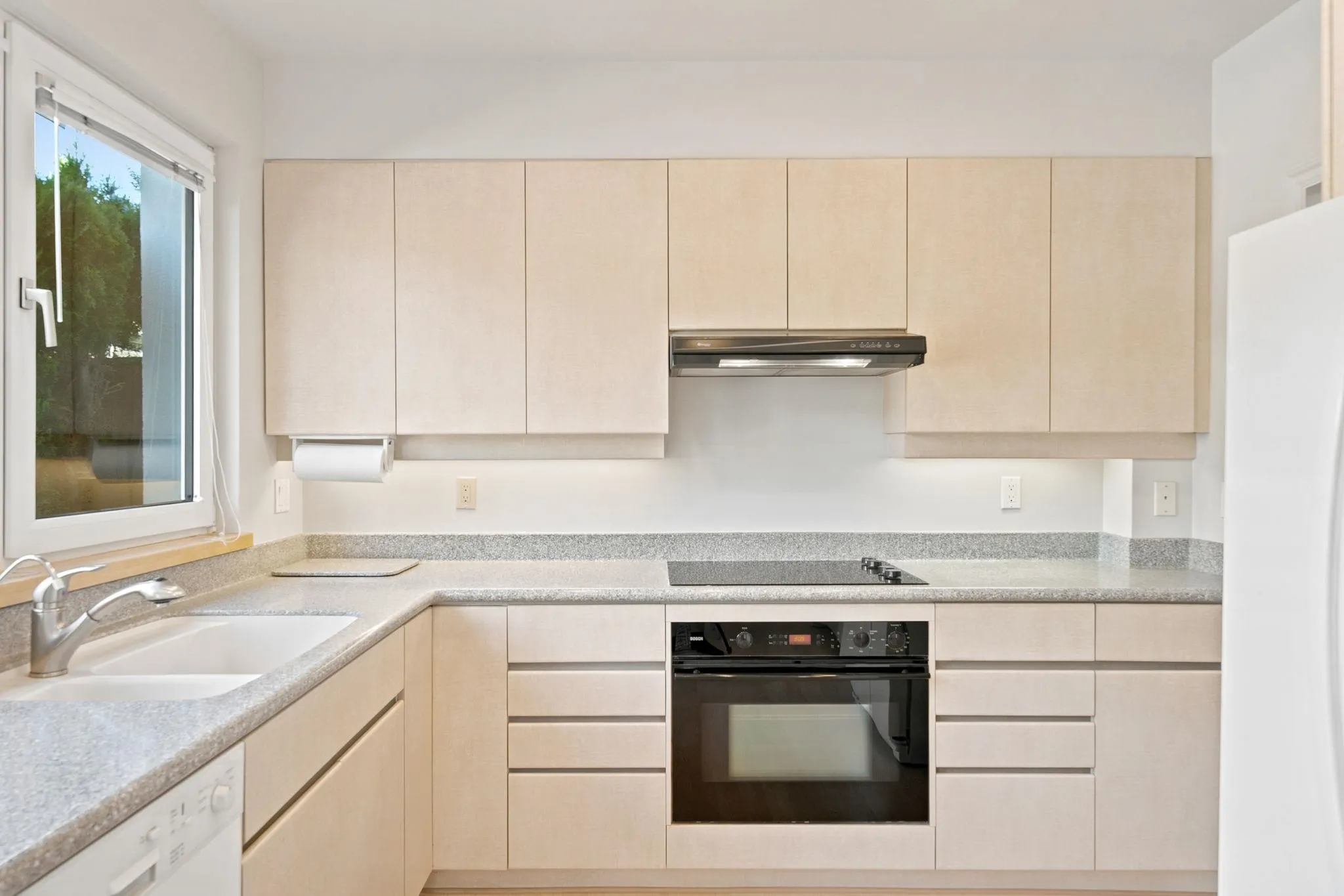 305 E 17th Street