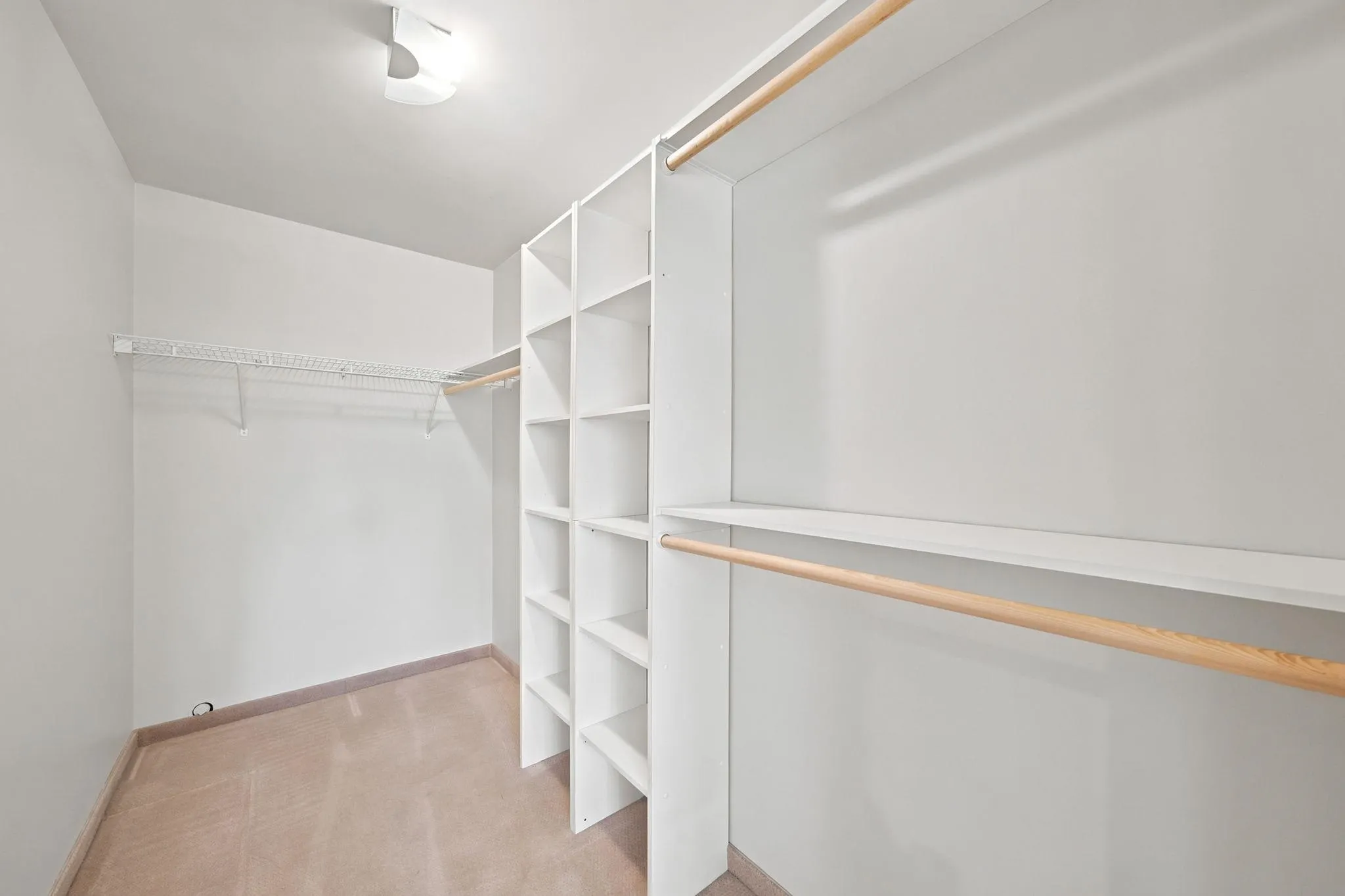 305 E 17th Street