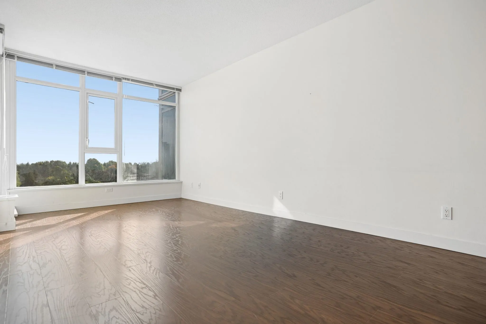 7373 Westminster Highway #1005