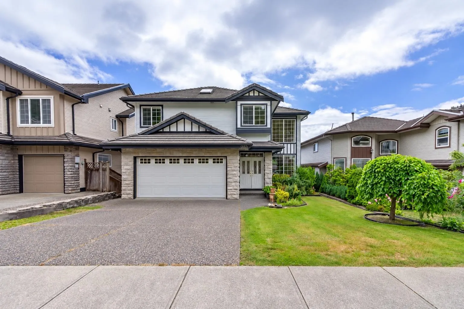2115 Berkshire Crescent