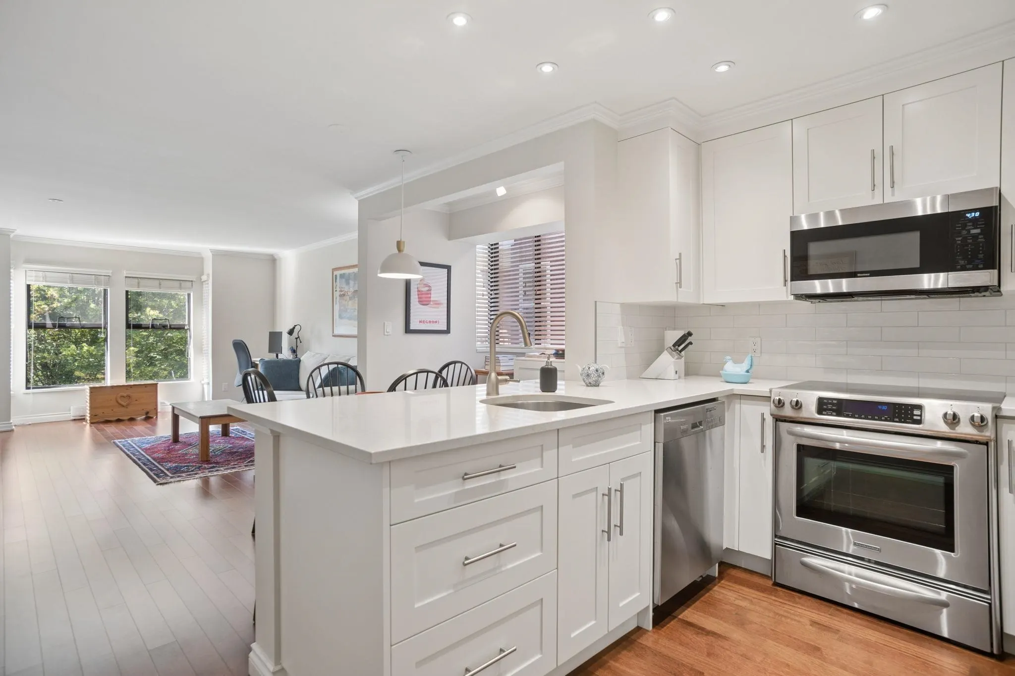886 Broughton Street #3