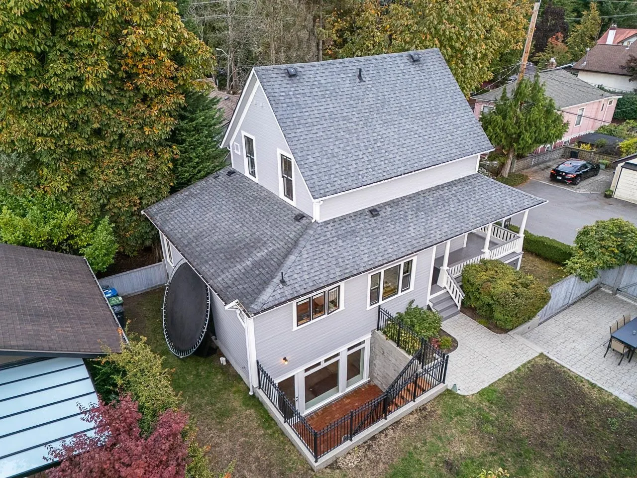 109 Oakland Street