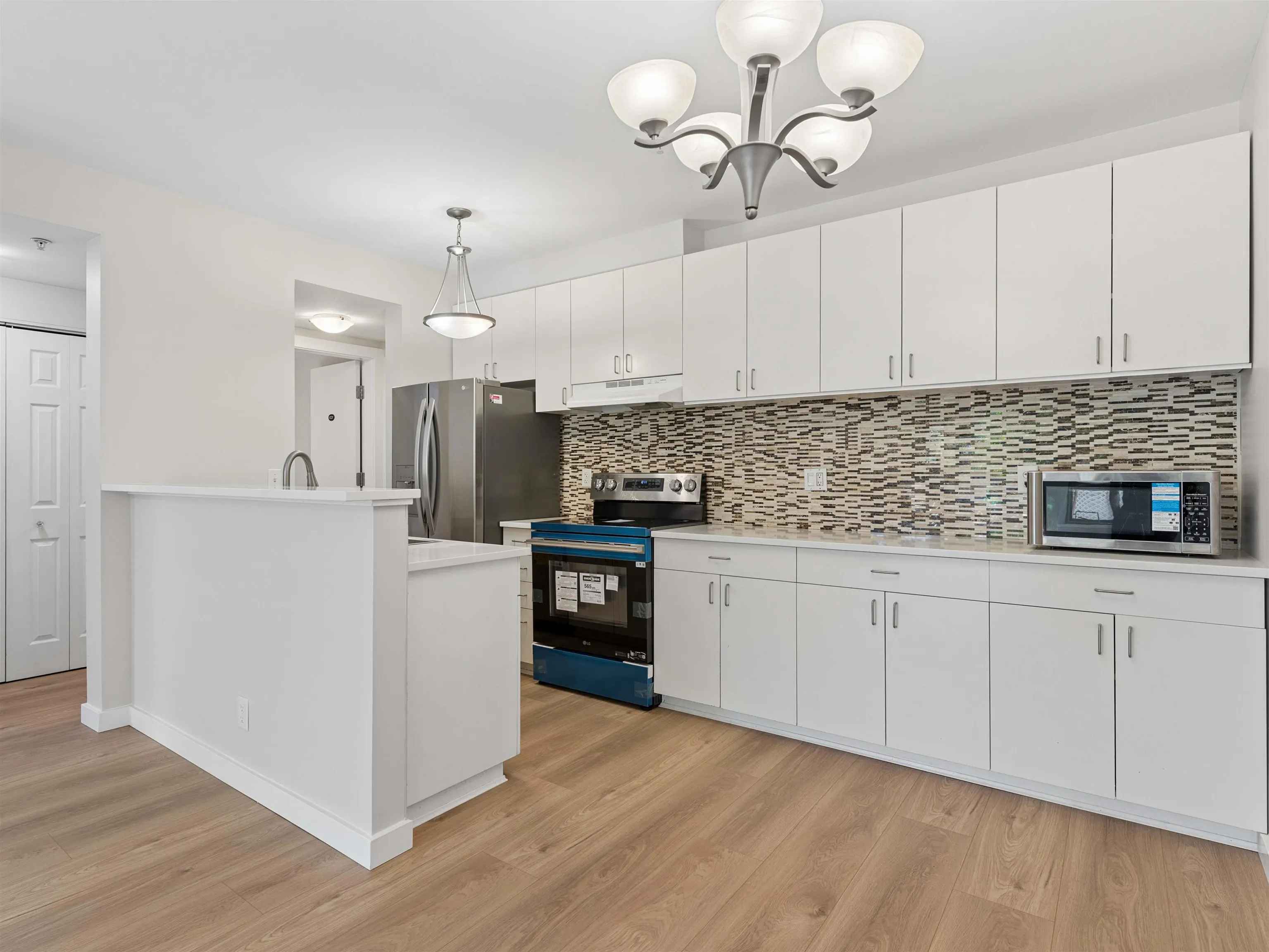 1033 St. Georges Avenue #109