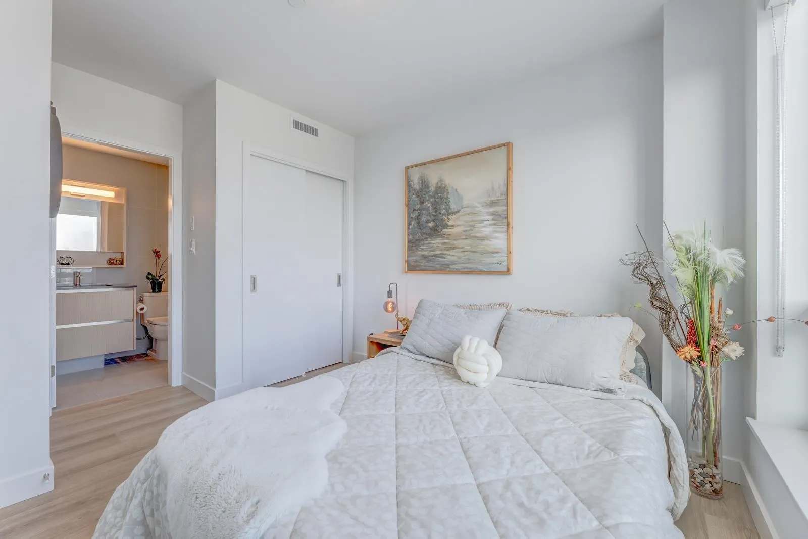 5593 No. 3 Road #1503