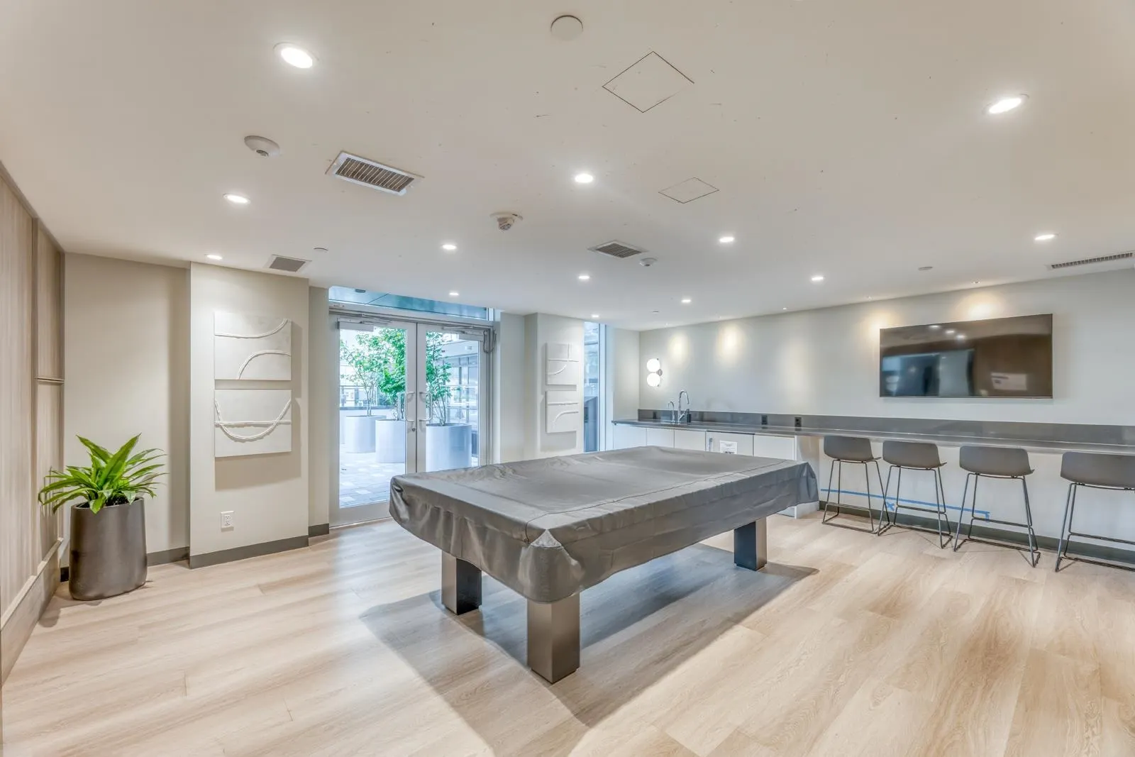 5593 No. 3 Road #1503