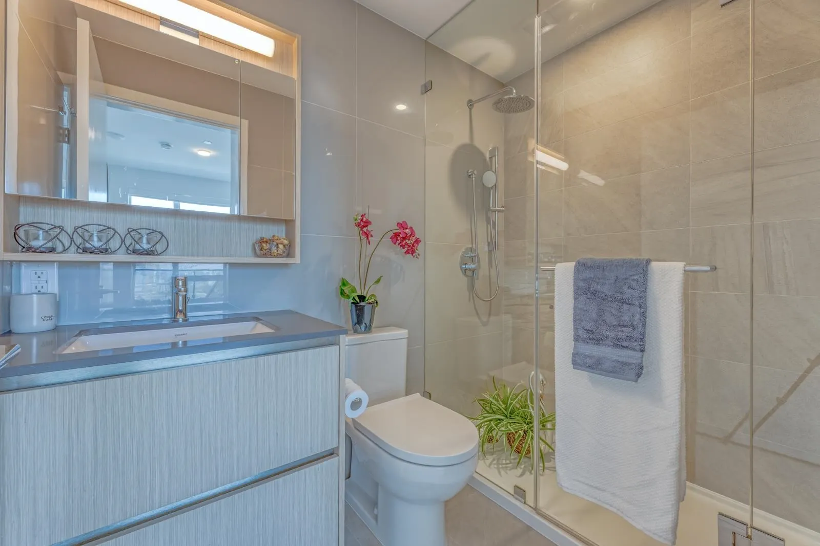 5593 No. 3 Road #1503