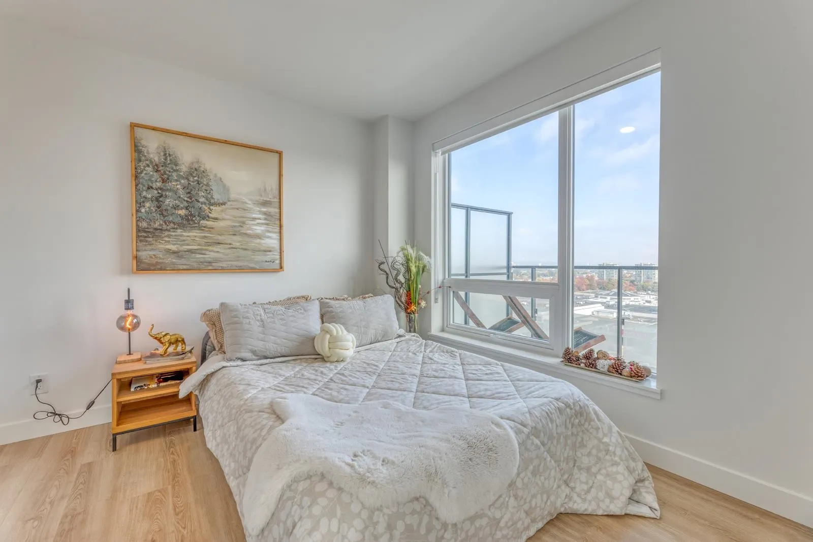 5593 No. 3 Road #1503