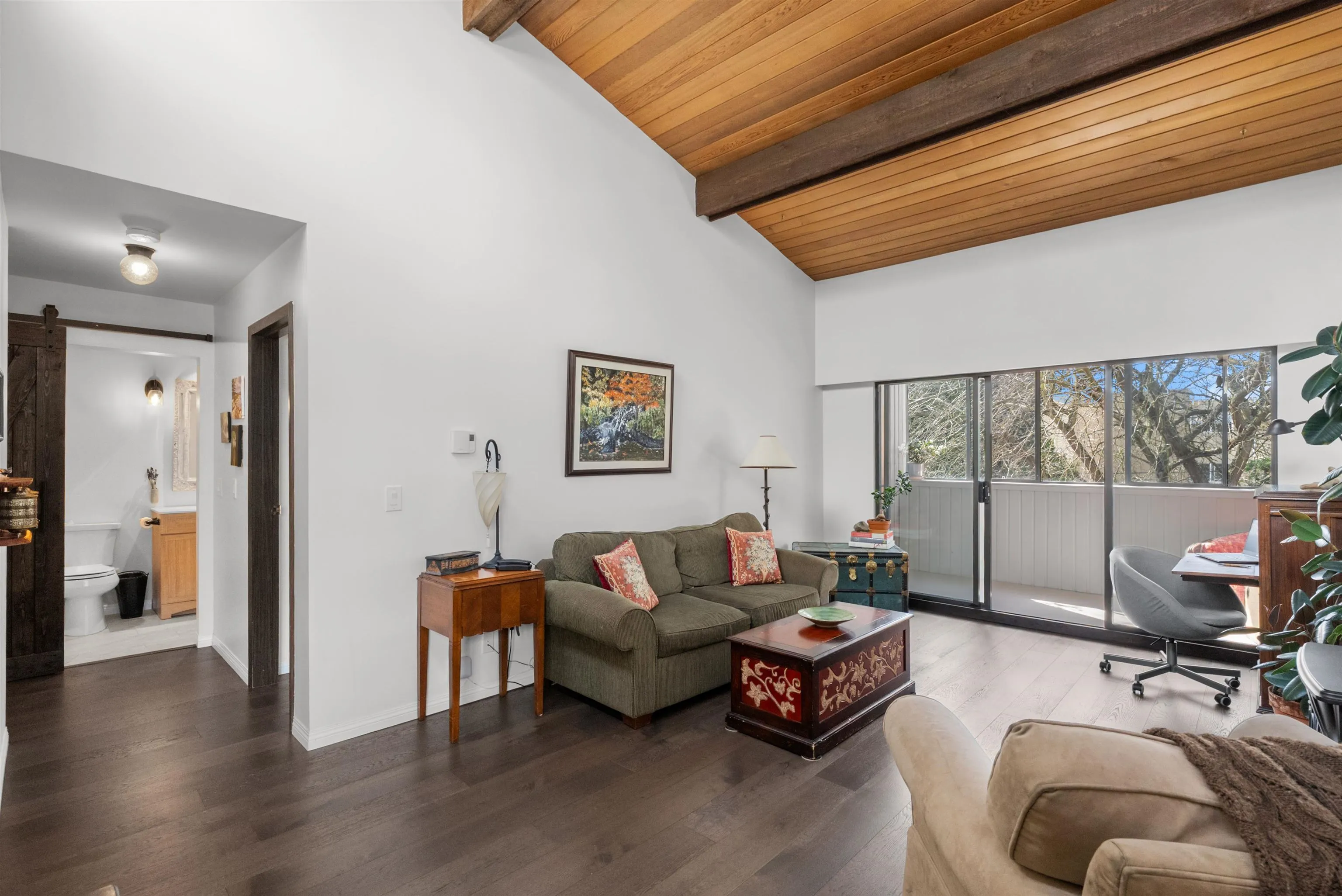 5553 16 Avenue #301