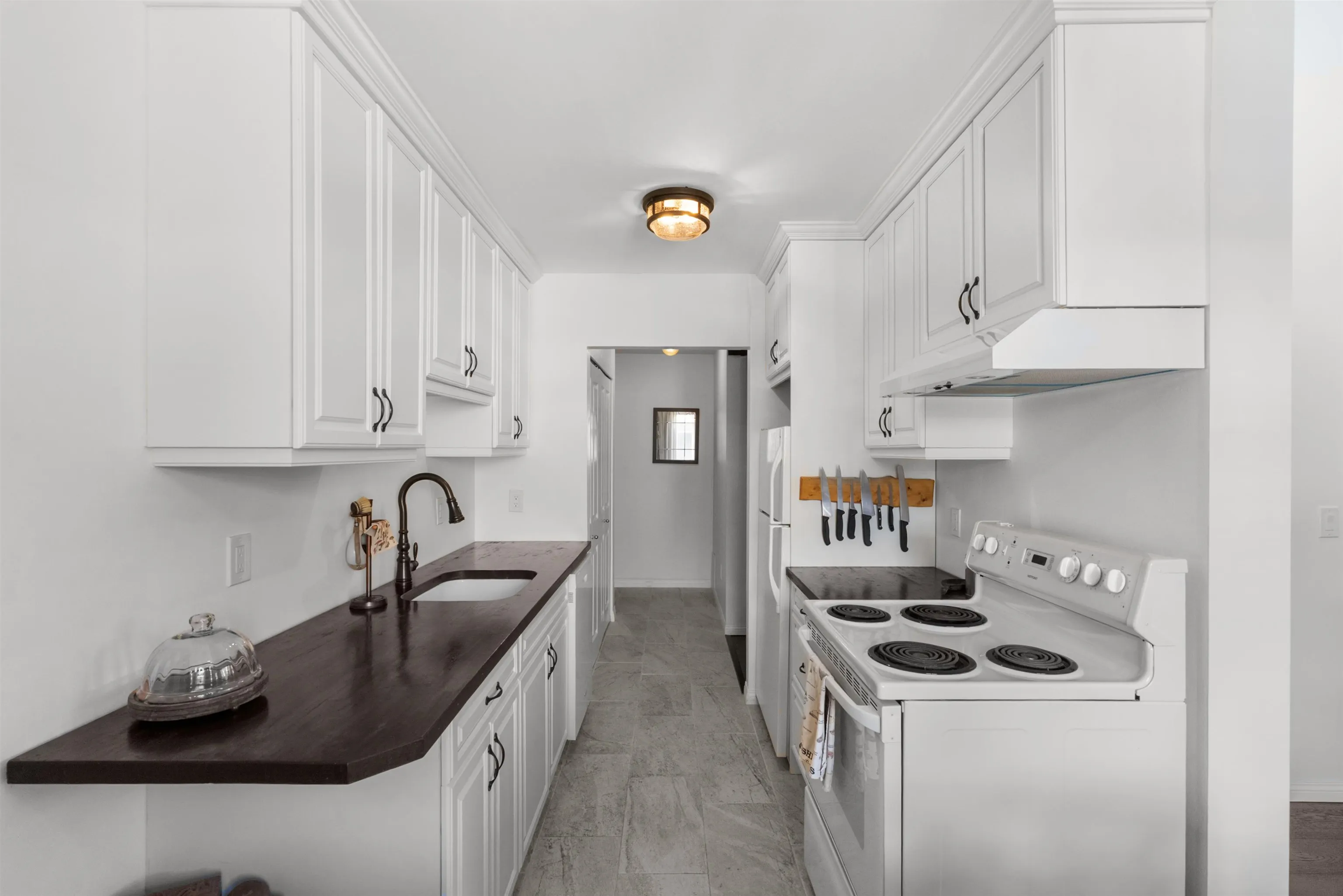 5553 16 Avenue #301