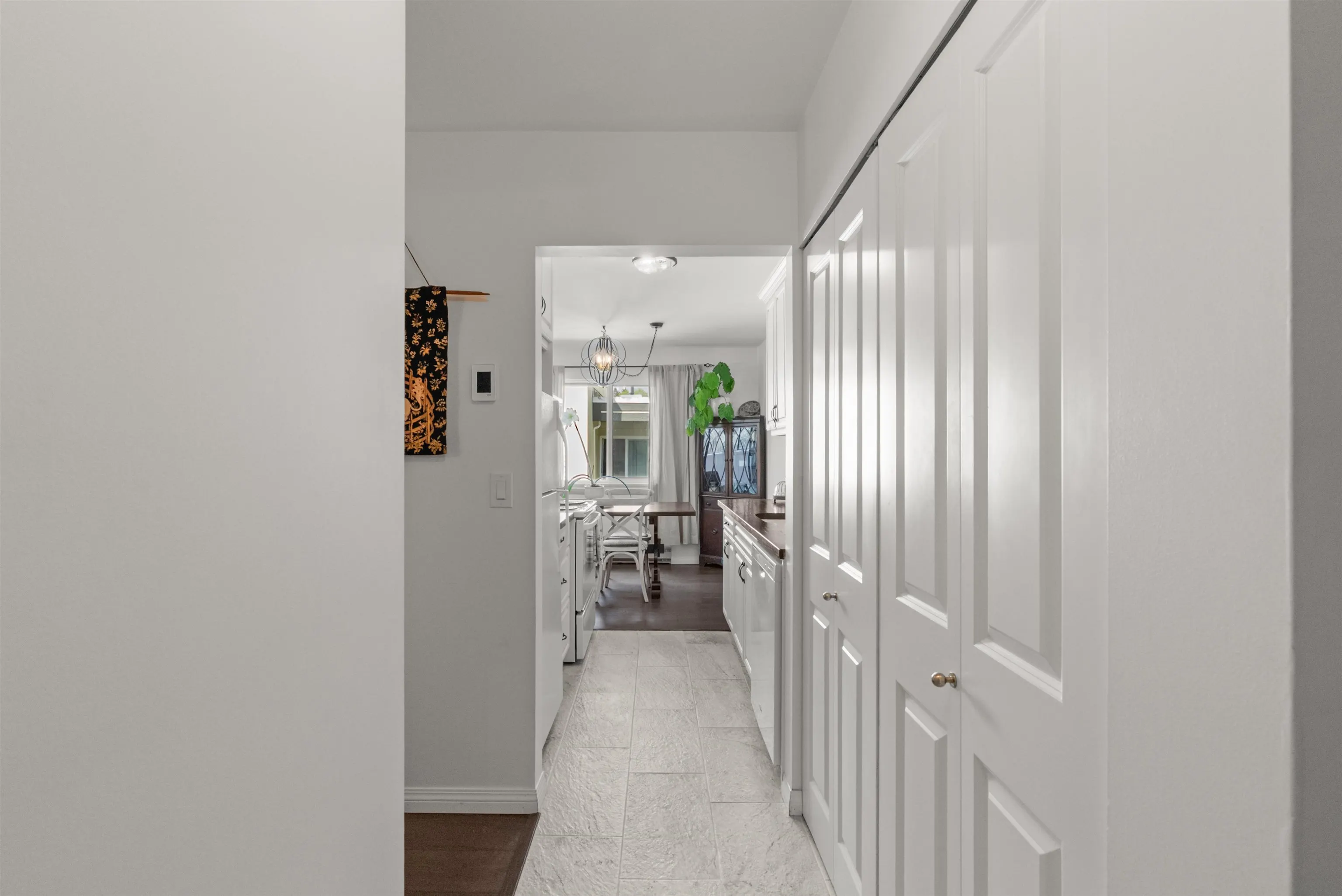 5553 16 Avenue #301
