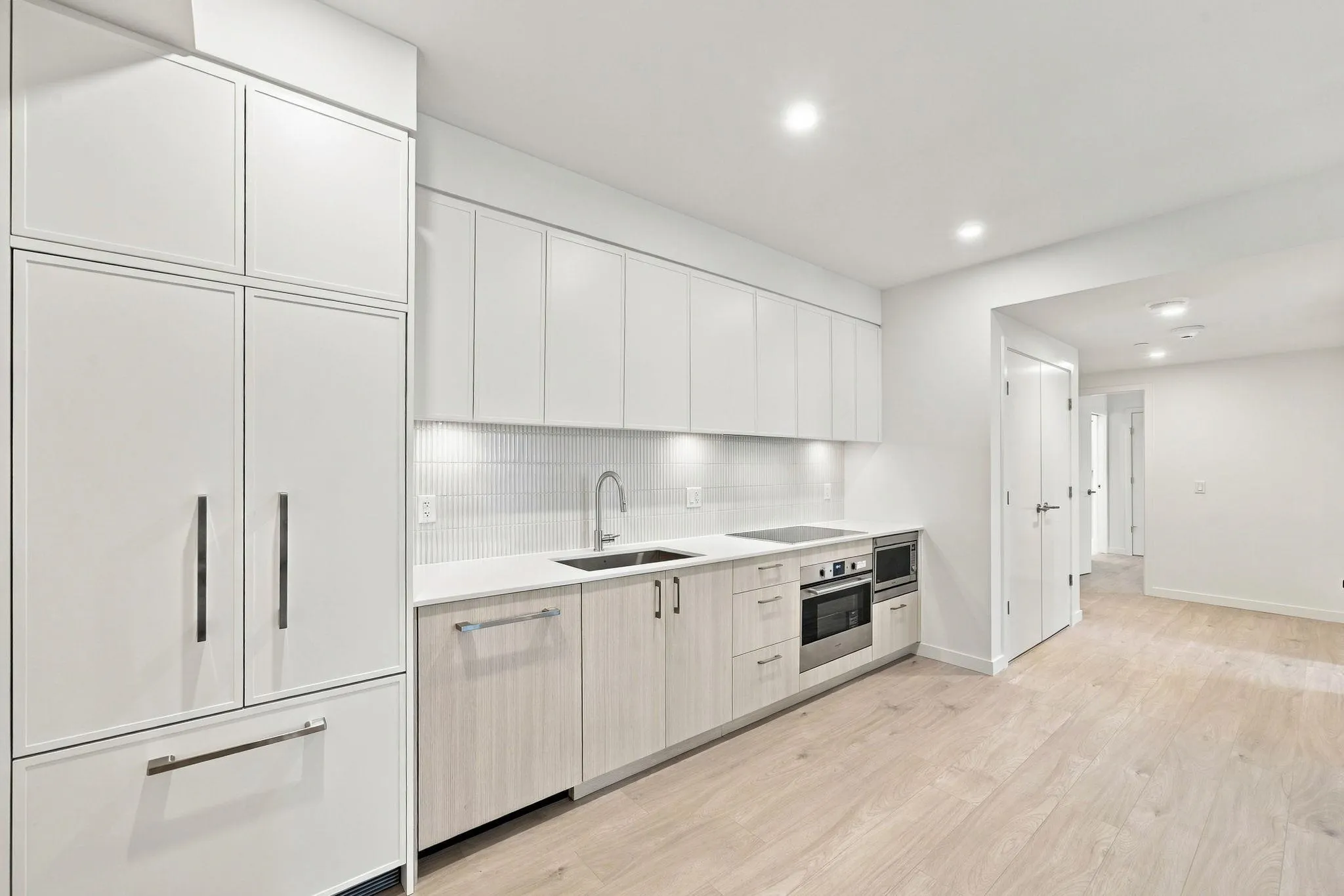 950 Lytton Street #111